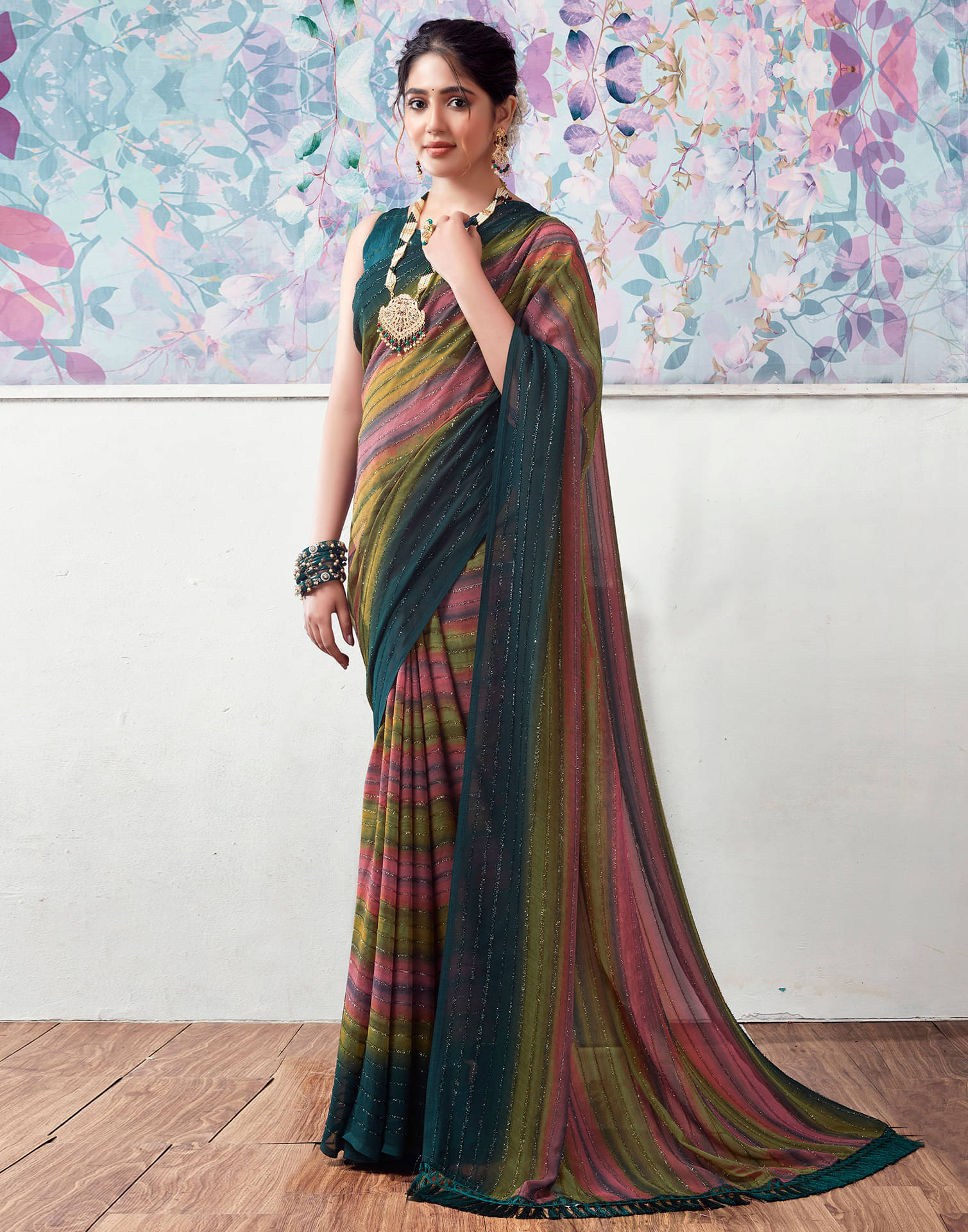 Samah Georgette Embellished Saree With Unstitched Blouse Piece ( Rama ) Samah Georgette Embellished Saree With Unstitched Blouse Piece ( Rama )