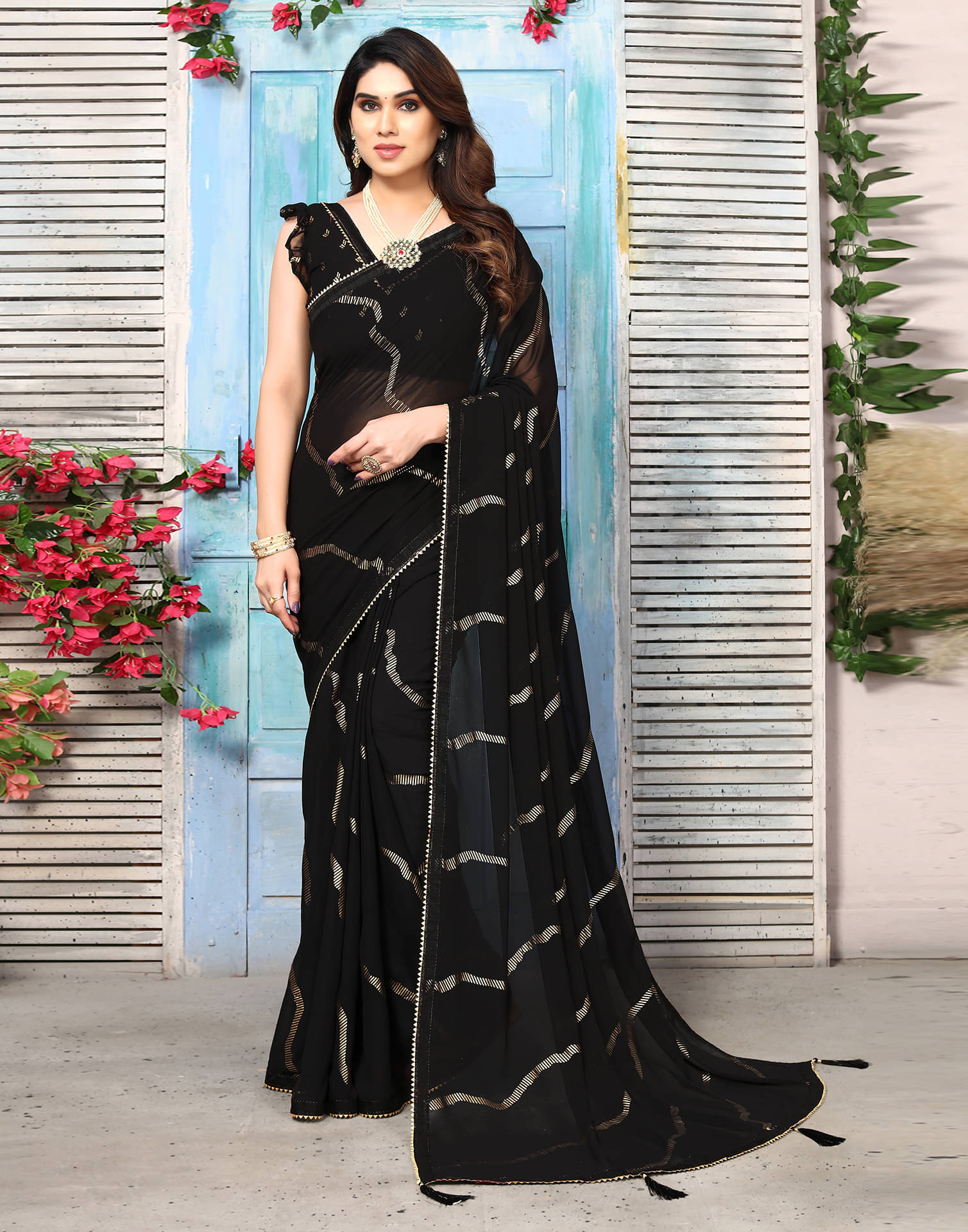     			Samah Georgette Printed Saree With Unstitched Blouse Piece ( Black )