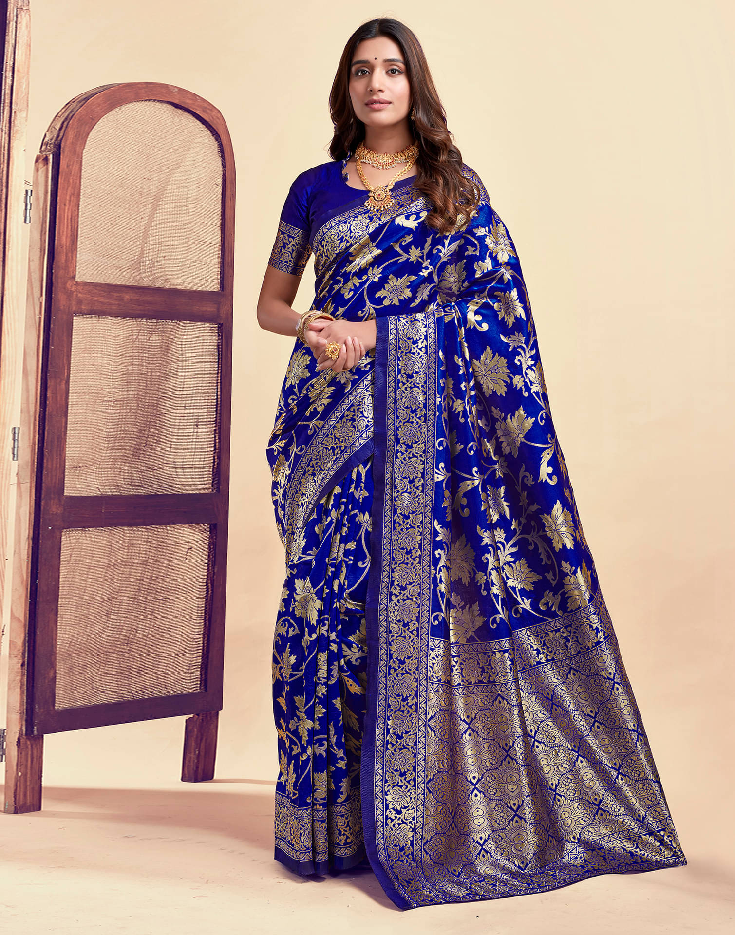     			Samah Silk Woven Saree With Unstitched Blouse Piece ( Blue )