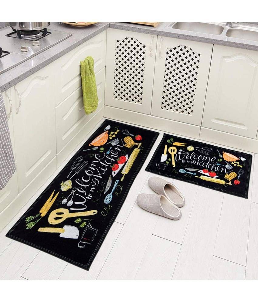     			Aazeem Black Polyester Rectangular Floor Mat ( Pack of 1 )