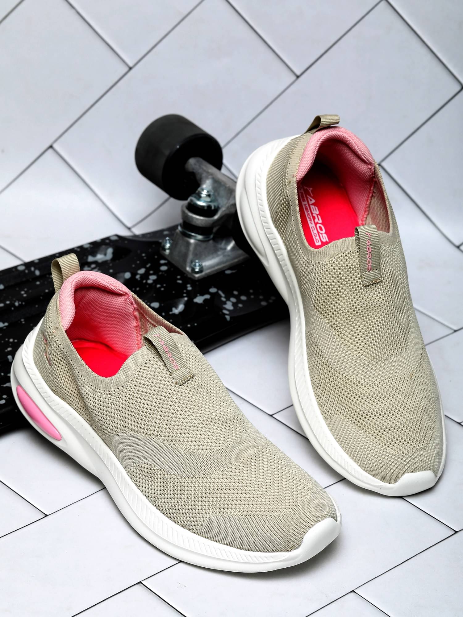     			Abros - Beige Women's Running Shoes