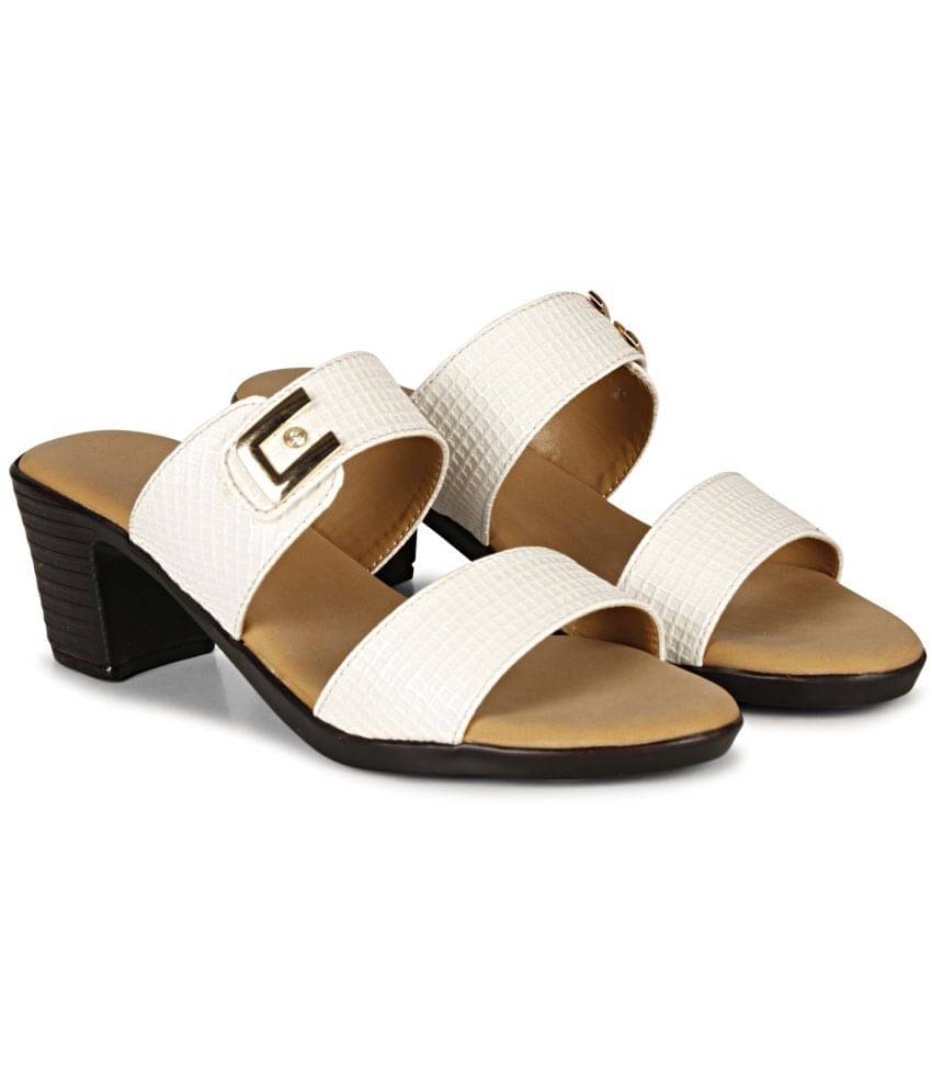     			Commander Shoes White Women's Slip On Heels
