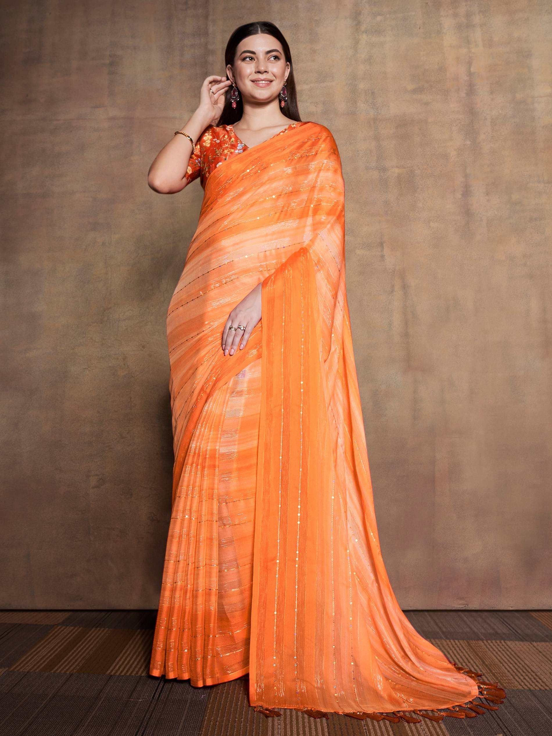 Rekha Maniyar Chiffon Printed Saree With Unstitched Blouse Piece ( Pink ) Rekha Maniyar Chiffon Printed Saree With Unstitched Blouse Piece ( Pink )