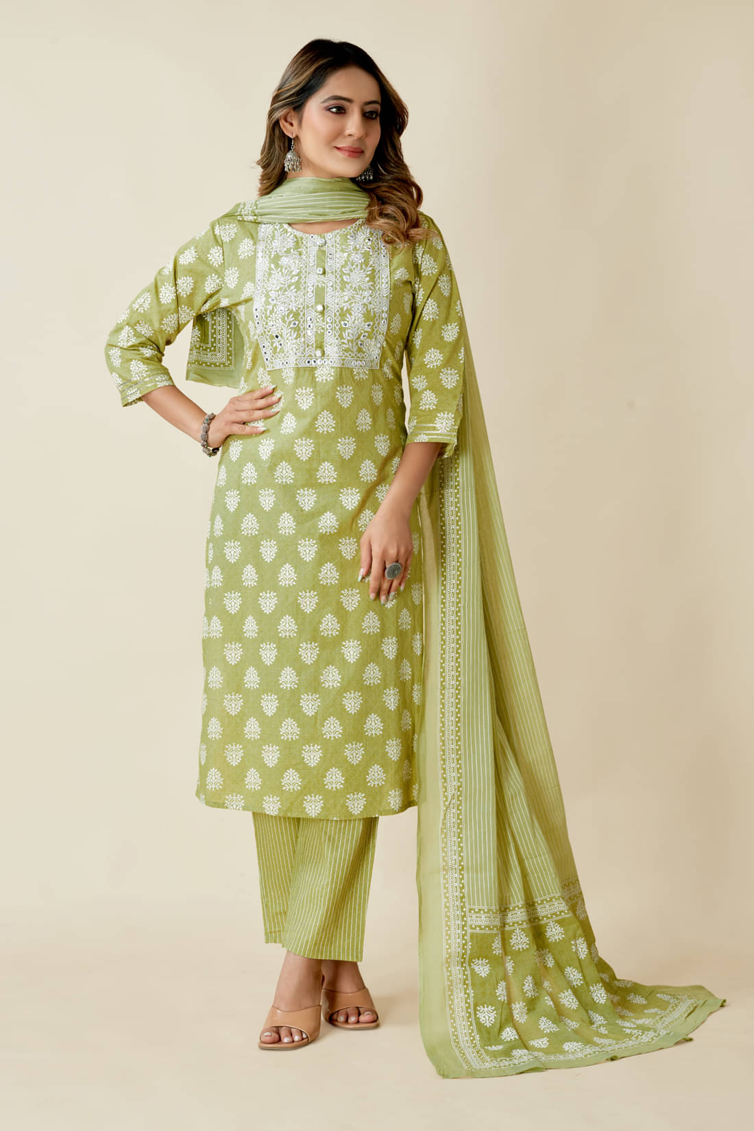 SARRAS Cotton Printed Kurti With Pants Women's Stitched Salwar Suit - Green ( Pack of 1 )     			SARRAS Cotton Printed Kurti With Pants Women's Stitched Salwar Suit - Green ( Pack of 1 )