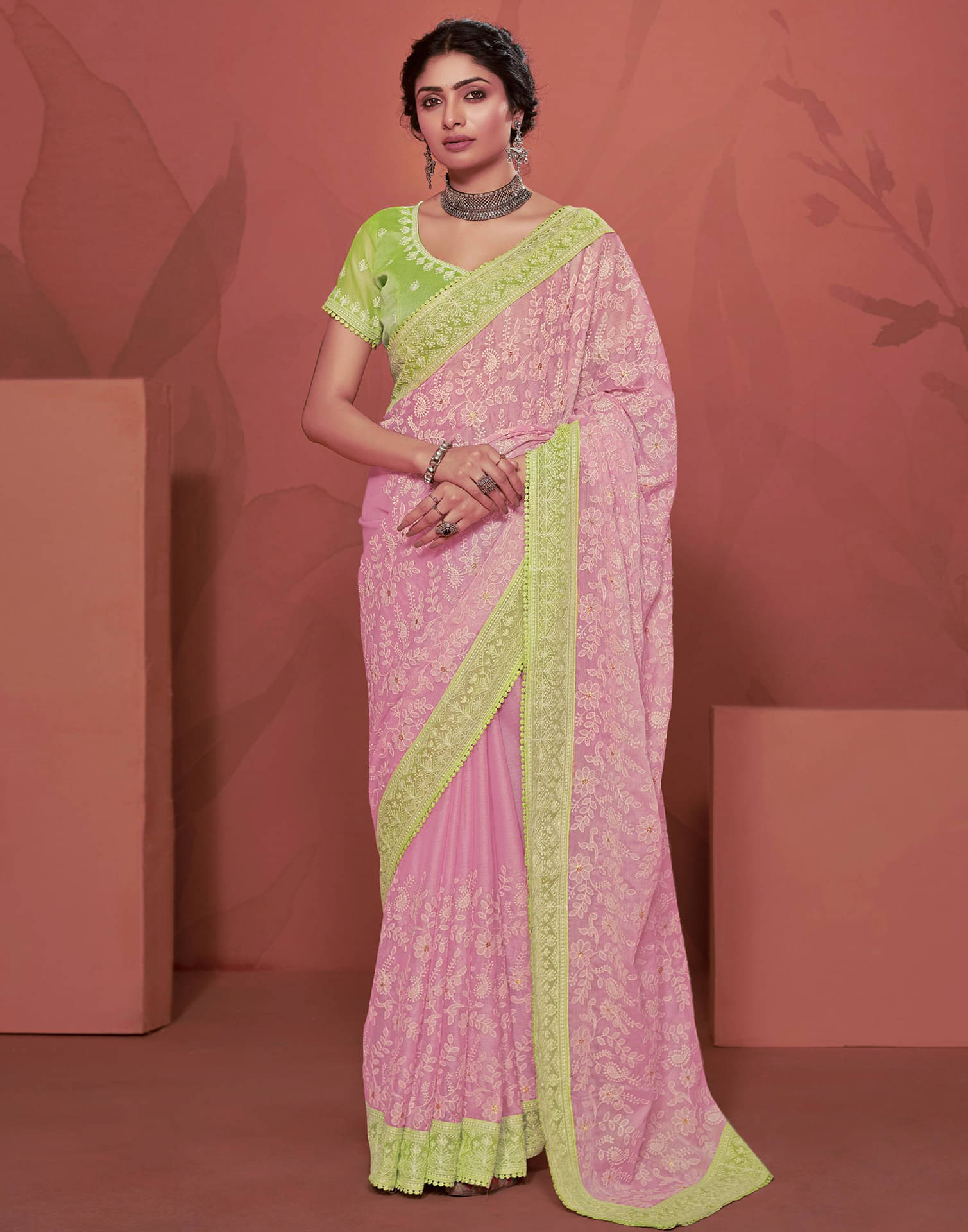     			Samah Chiffon Embroidered Saree With Unstitched Blouse Piece ( Pink )
