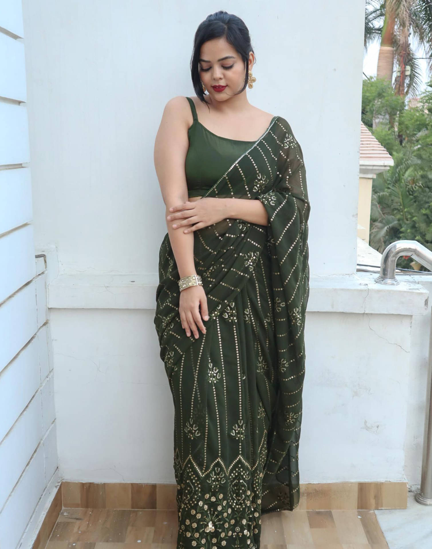     			Samah Georgette Embroidered Saree With Unstitched Blouse Piece ( Green )
