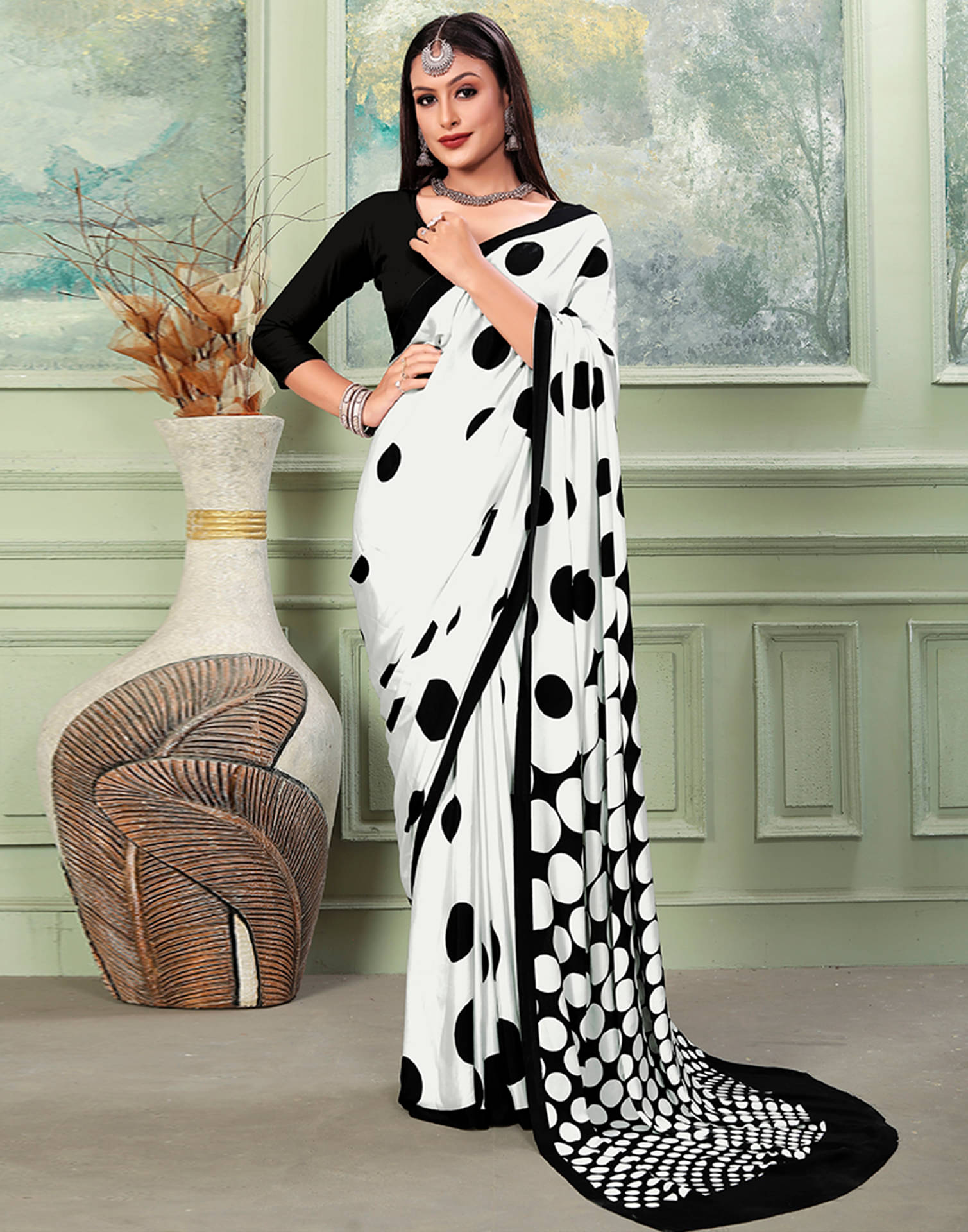 Samah Silk Printed Saree With Unstitched Blouse Piece ( White ) Samah Silk Printed Saree With Unstitched Blouse Piece ( White )
