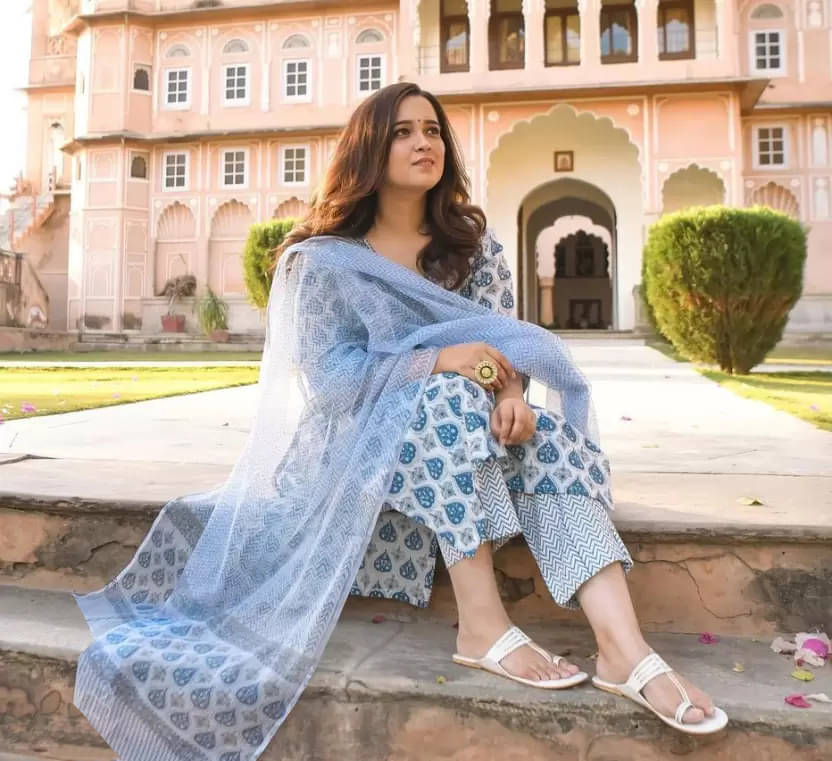 kedar fab Rayon Printed Kurti With Pants Women's Stitched Salwar Suit - Blue ( Pack of 1 ) kedar fab Rayon Printed Kurti With Pants Women's Stitched Salwar Suit - Blue ( Pack of 1 )