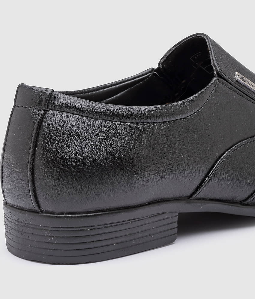 Action Tan Men's Derby Formal Shoes