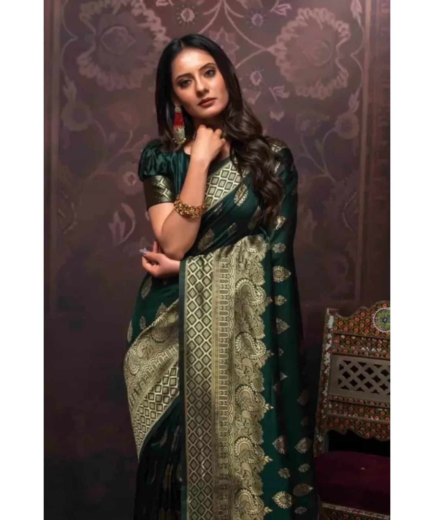 Aadvika Banarasi Silk Printed Saree With Unstitched Blouse Piece ( Green ) Aadvika Banarasi Silk Printed Saree With Unstitched Blouse Piece ( Green )