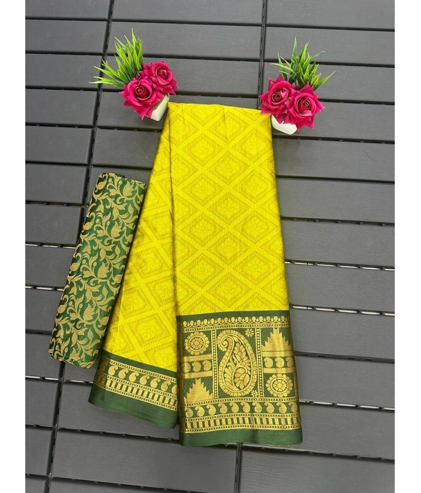     			Aika Banarasi Silk Embellished Saree With Unstitched Blouse Piece ( Light Green )