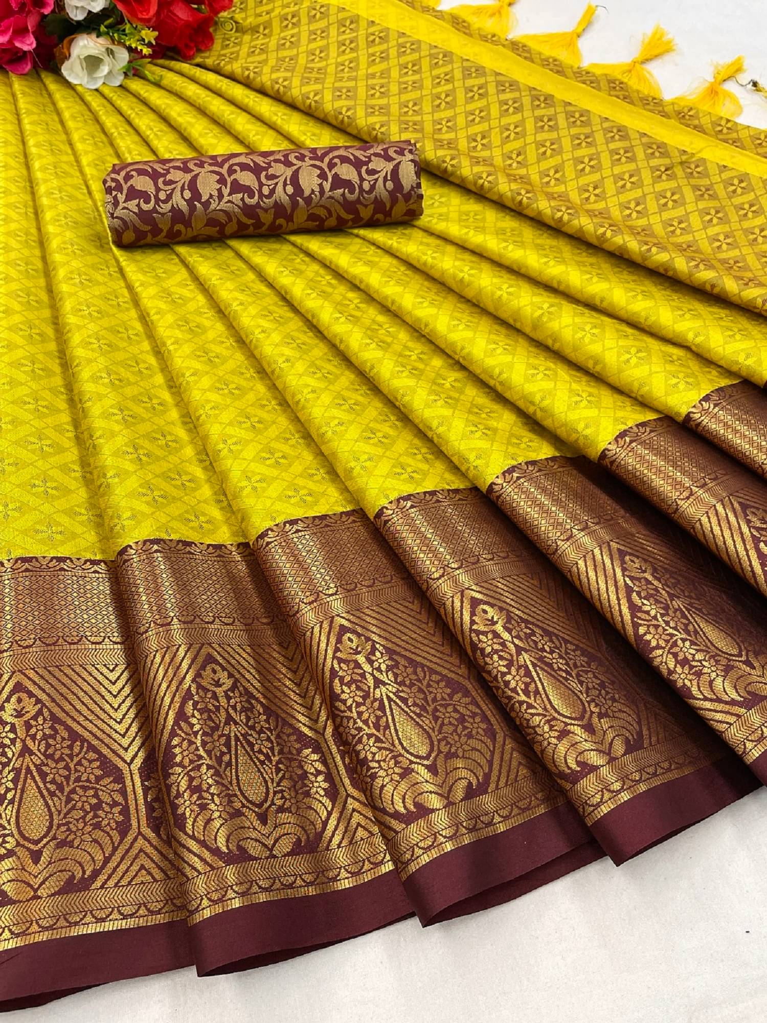     			JULEE Cotton Silk Embellished Saree With Unstitched Blouse Piece ( Brown )