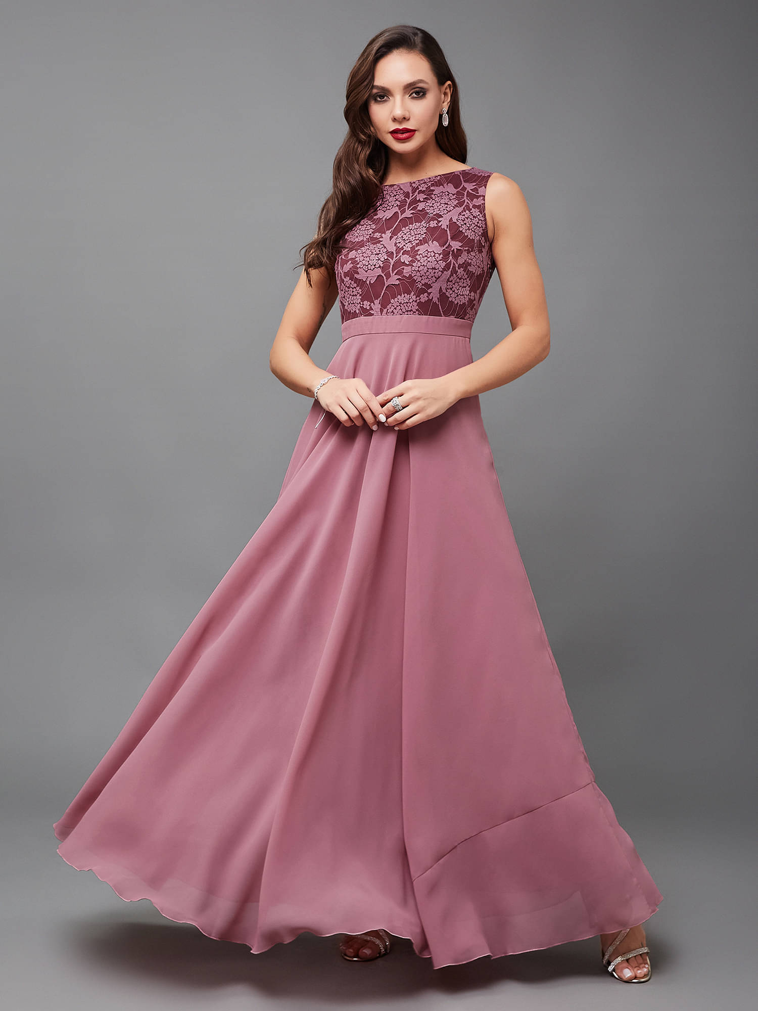     			Miss Chase Women Georgette Self Design Gown ( Lavender )