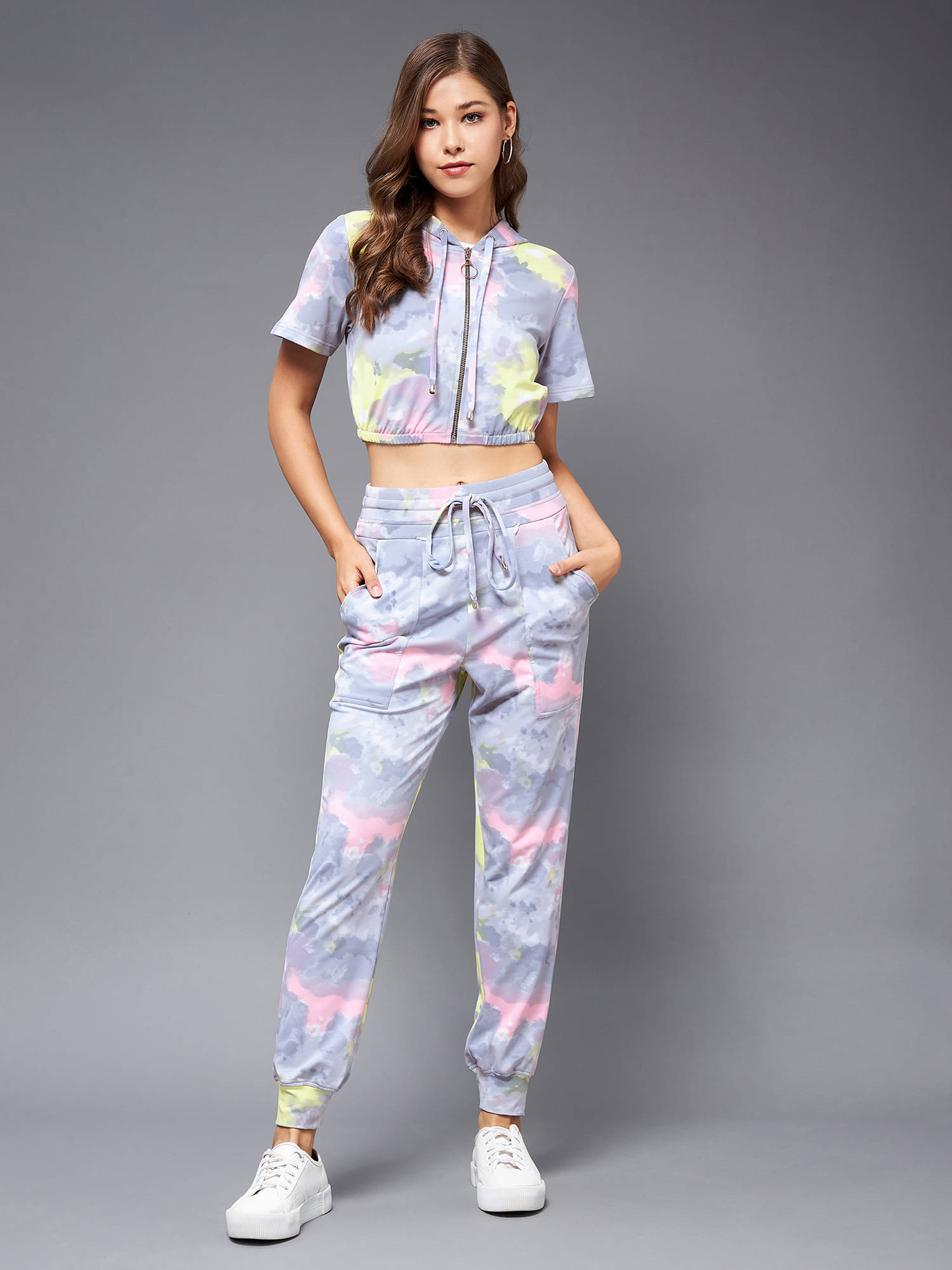     			Miss Chase Women Dyed Top With Joggers Co-Ord Set ( Multicolor )