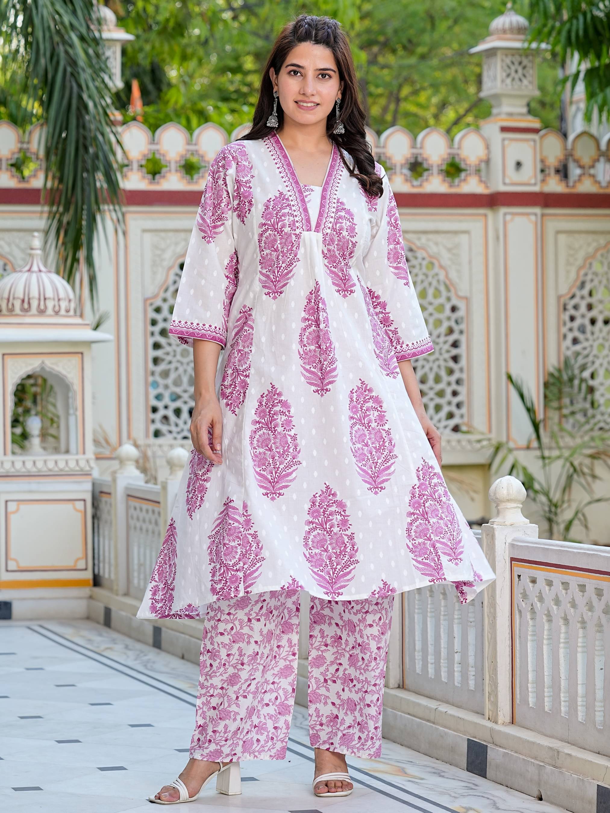 Vbuyz Cotton Printed Kurti With Palazzo Women's Stitched Salwar Suit - Pink ( Pack of 1 )     			Vbuyz Cotton Printed Kurti With Palazzo Women's Stitched Salwar Suit - Pink ( Pack of 1 )