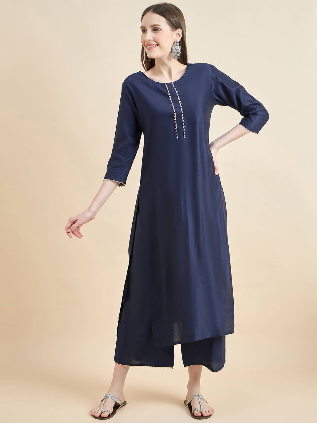 AUSTIN WOOD Polyester Solid Straight Women's Kurti - Blue ( Pack of 1 ) AUSTIN WOOD Polyester Solid Straight Women's Kurti - Blue ( Pack of 1 )