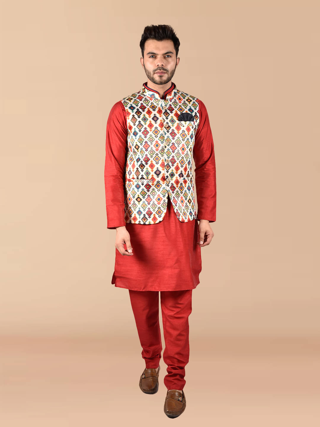 PRINTCULTR Red Silk Regular Fit Men's Kurta Pyjama Set ( Pack of 1 ) PRINTCULTR Red Silk Regular Fit Men's Kurta Pyjama Set ( Pack of 1 )