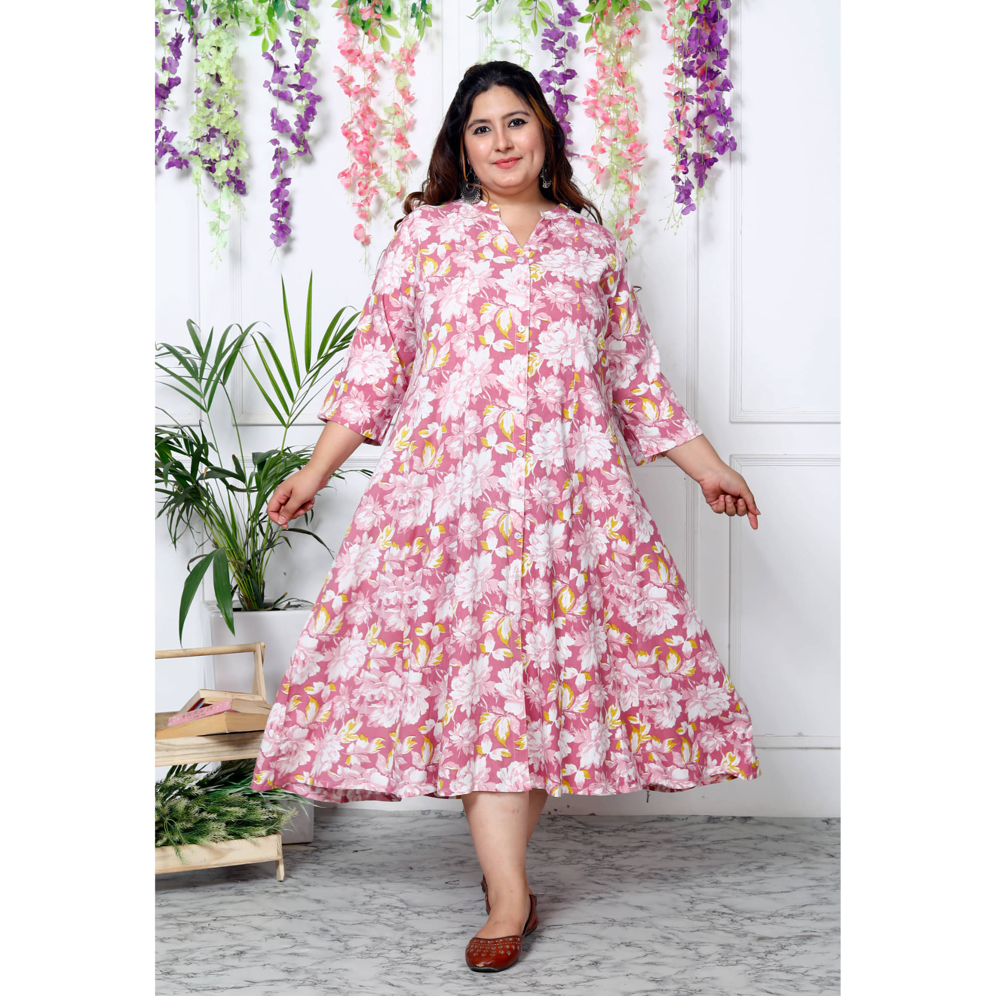 Swasti Cotton Blend Printed Front Slit Women's Kurti - Purple ( Pack of 1 ) Swasti Cotton Blend Printed Front Slit Women's Kurti - Purple ( Pack of 1 )