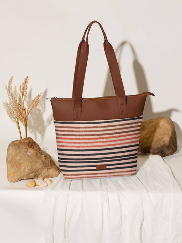 Zouk Tote Bag Jute Set of 1 ( Multicolor ) Zouk Tote Bag Jute Set of 1 ( Multicolor )