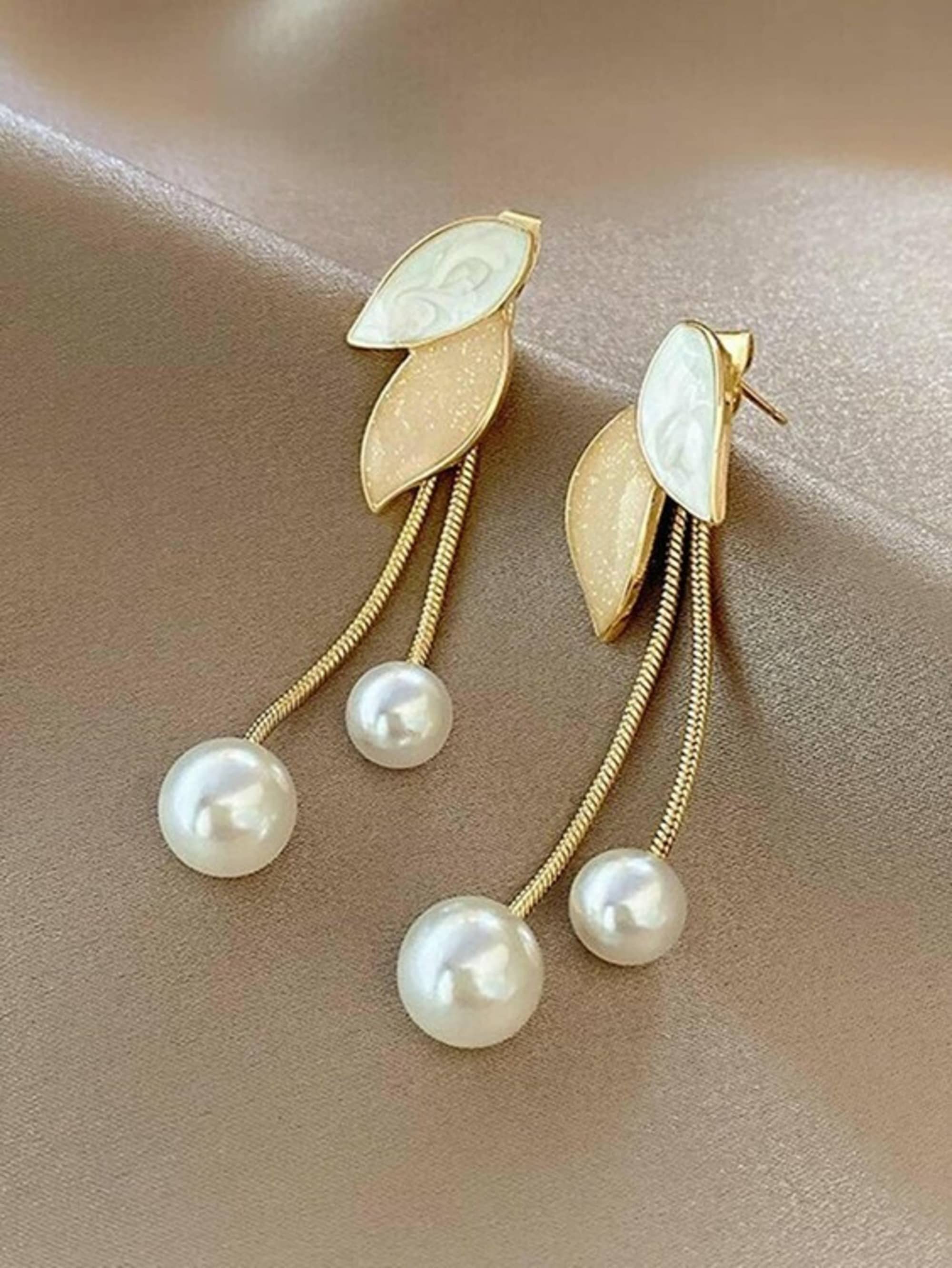 FASHION FRILL Gold Drop Earrings ( Pack of 1 ) - Earrings | Buy online on ZillyBuy