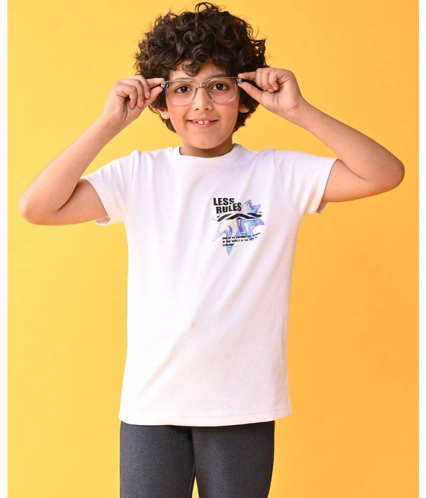     			LESS RULES TEXTURED WHITE SHORT SLEEVES T-SHIRT - WHITE