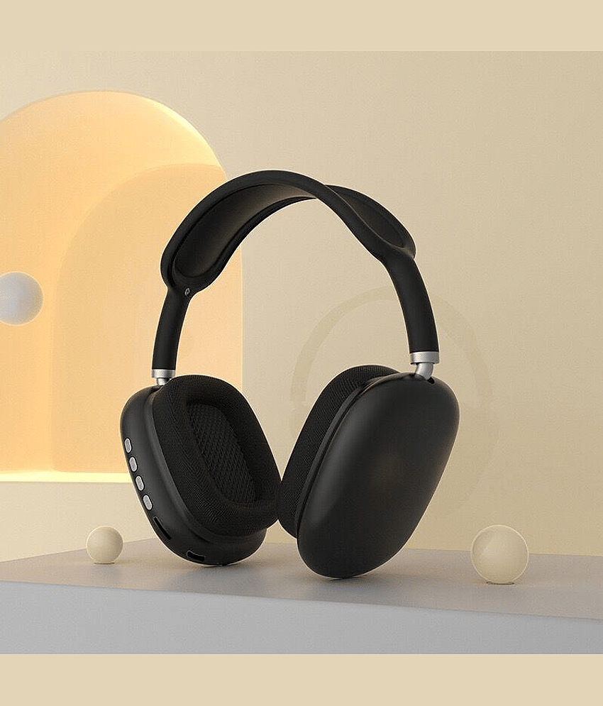 boAt Rockerz 550 Over Ear Wireless With Mic Headphones/Earphones Black