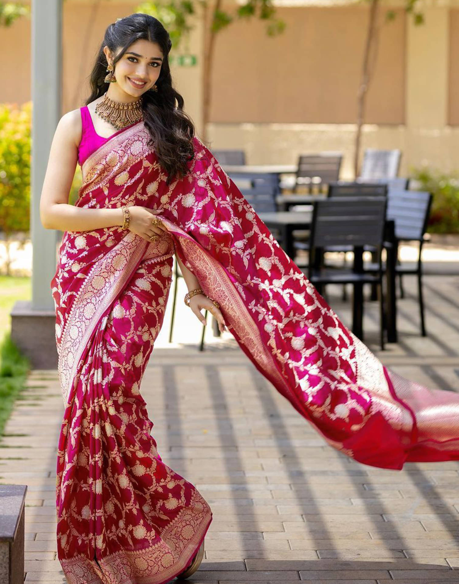 Satrani Art Silk Woven Saree With Unstitched Blouse Piece ( Fluorescent Pink ) Satrani Art Silk Woven Saree With Unstitched Blouse Piece ( Fluorescent Pink )