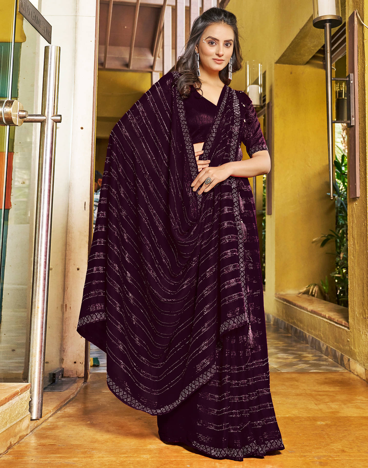     			Satrani Chiffon Embellished Ready to Wear Saree With Unstitched Blouse Piece ( Wine )