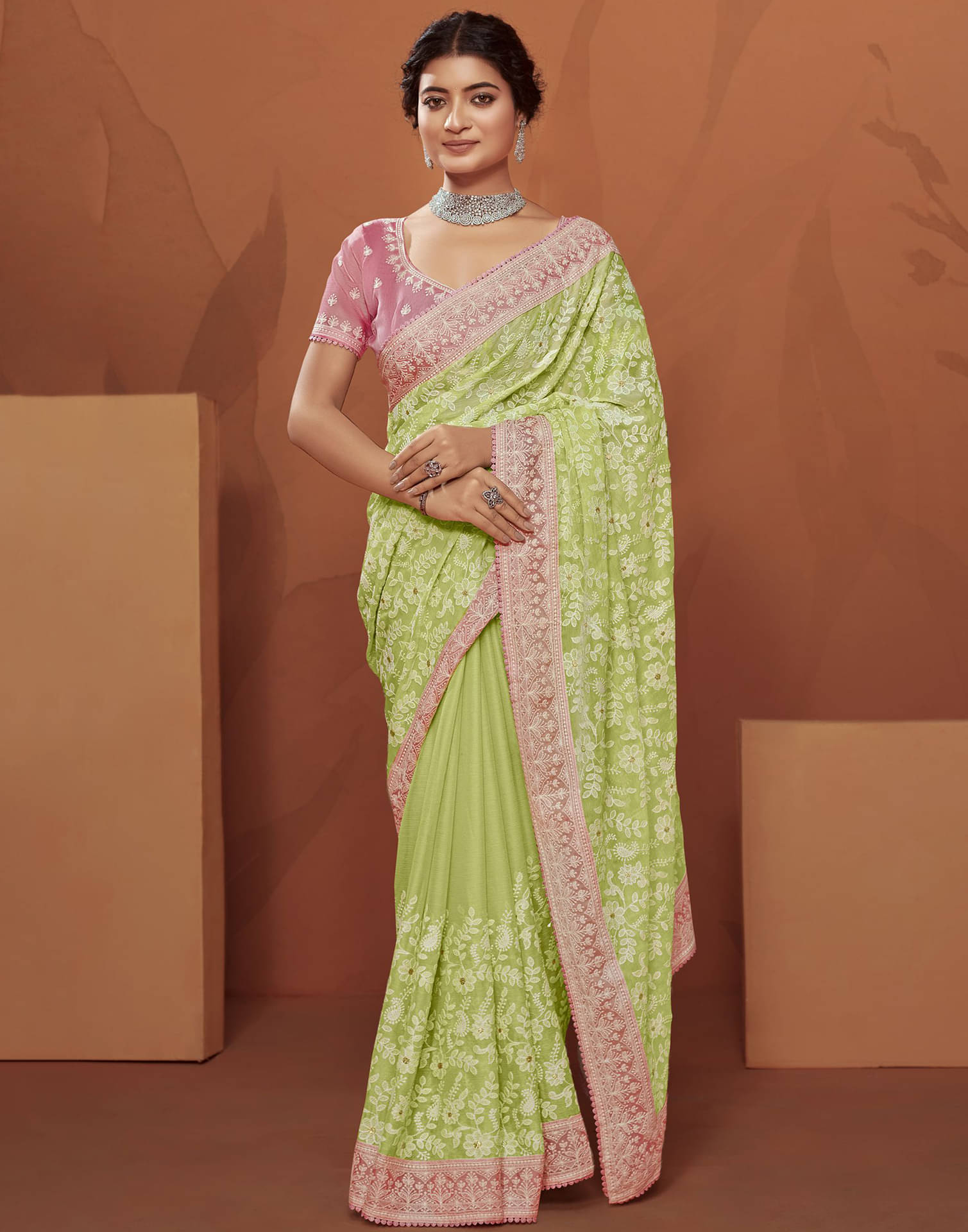 Satrani Chiffon Embroidered Saree With Unstitched Blouse Piece ( Light Green ) Satrani Chiffon Embroidered Saree With Unstitched Blouse Piece ( Light Green )