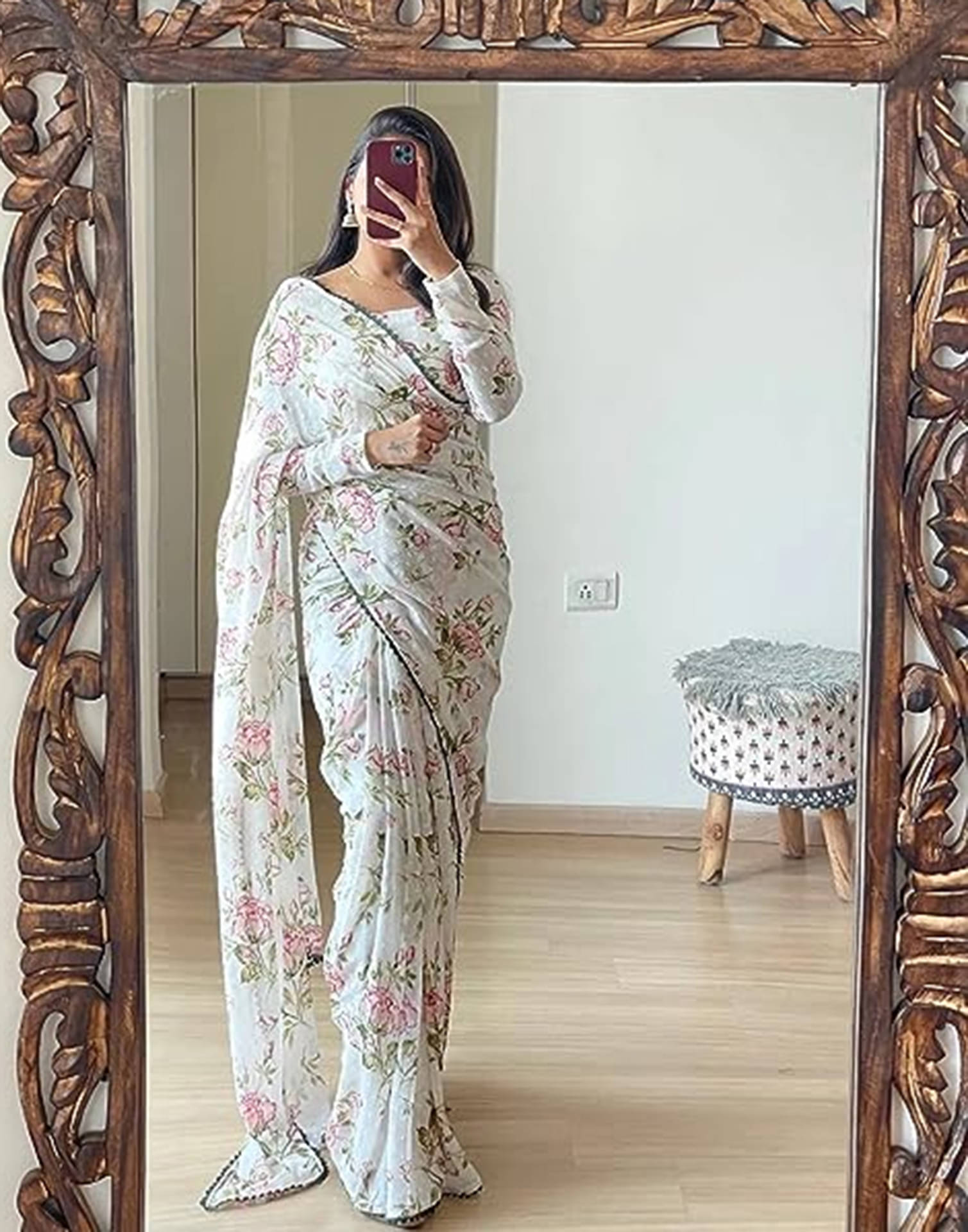 Satrani Chiffon Printed Saree With Unstitched Blouse Piece ( Cream ) Satrani Chiffon Printed Saree With Unstitched Blouse Piece ( Cream )