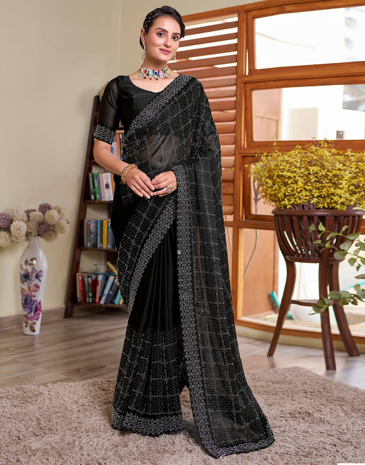     			Satrani Georgette Embellished Saree With Unstitched Blouse Piece ( Black )