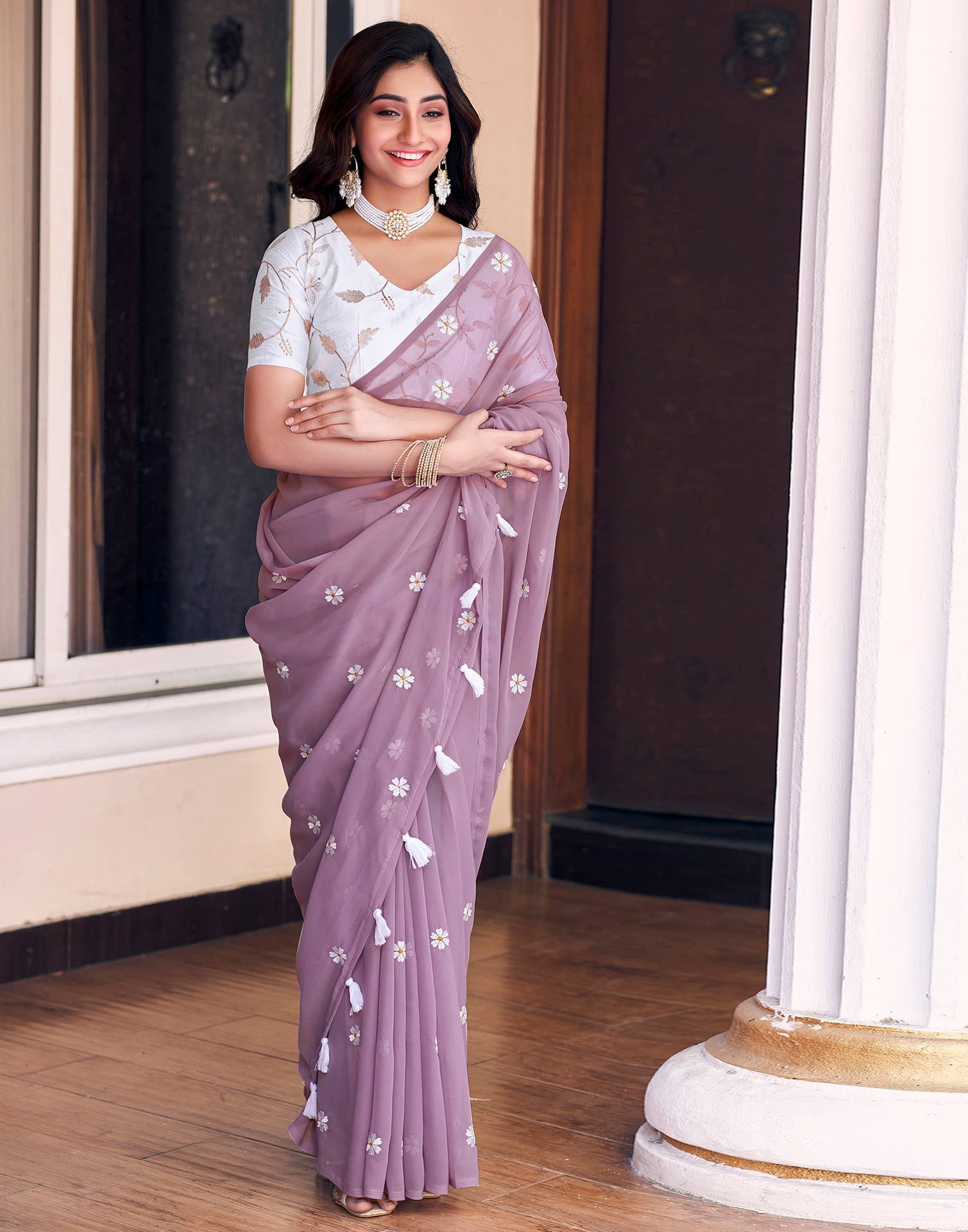 Satrani Georgette Embroidered Saree With Unstitched Blouse Piece ( Mauve ) Satrani Georgette Embroidered Saree With Unstitched Blouse Piece ( Mauve )