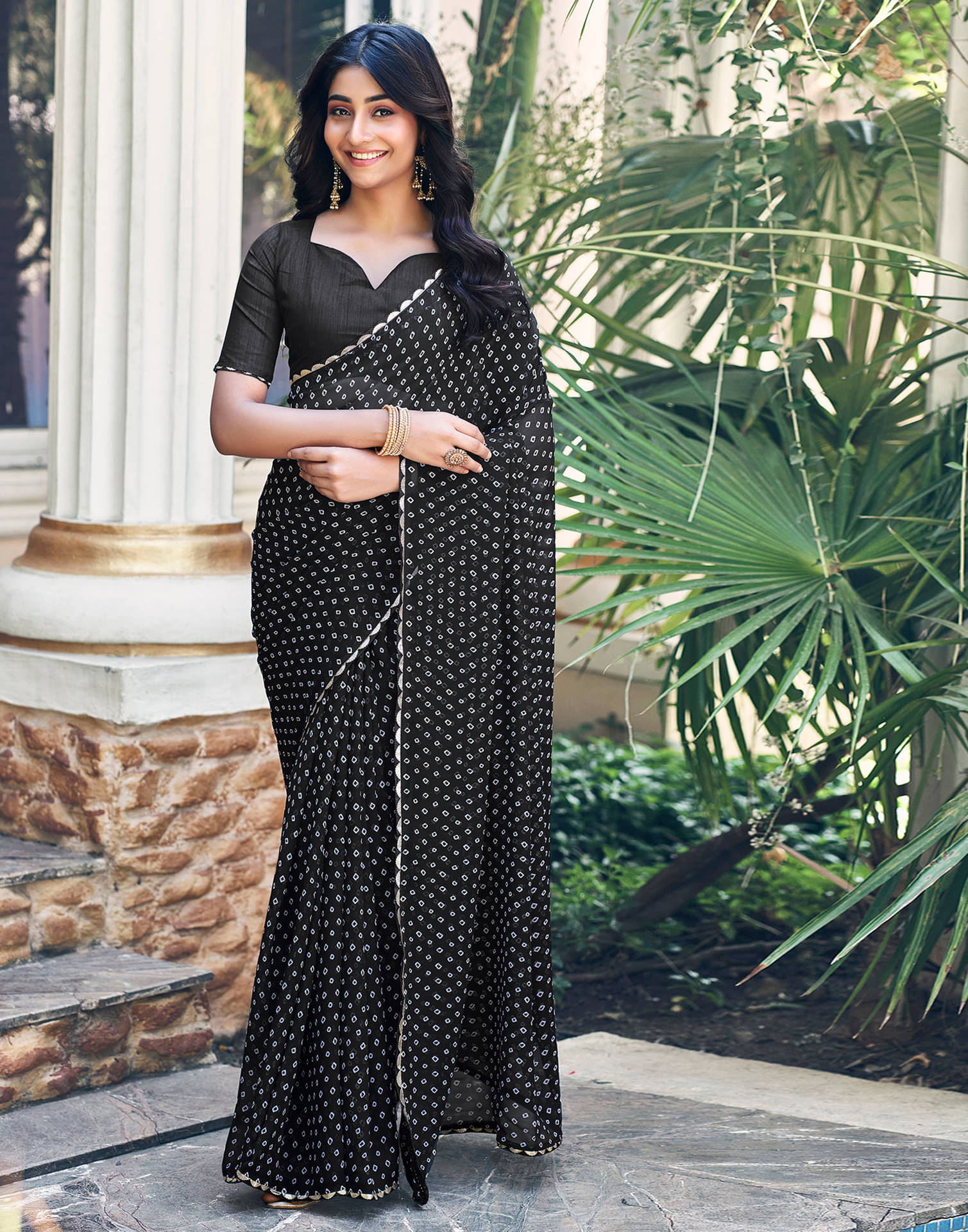     			Satrani Georgette Printed Saree With Unstitched Blouse Piece ( Black )