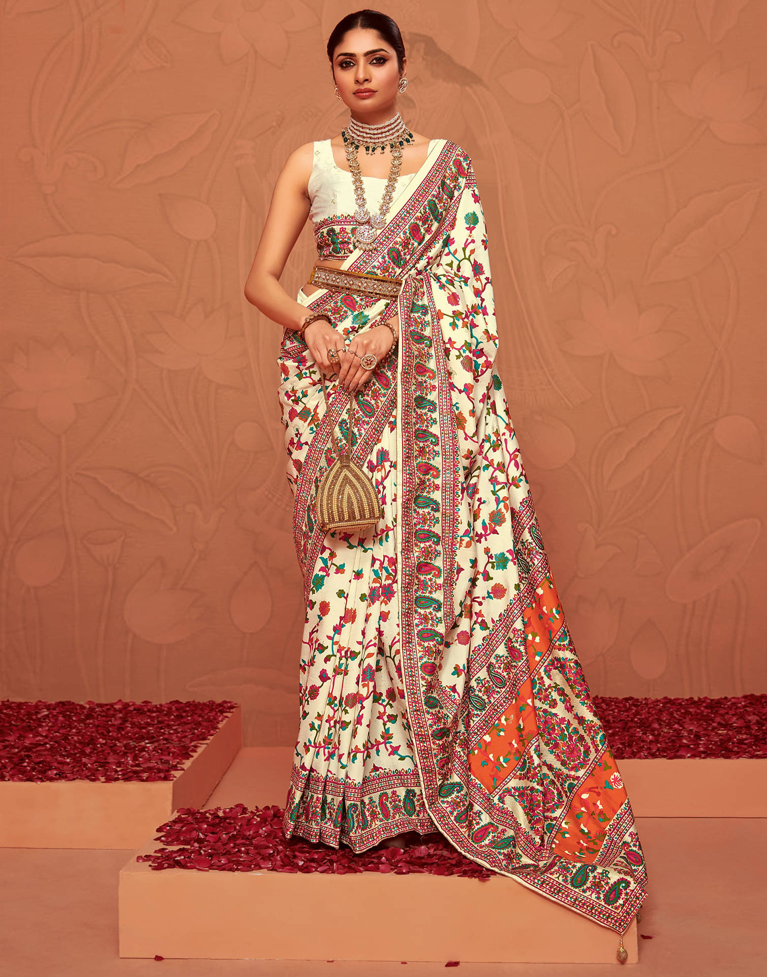 Satrani Silk Printed Saree With Unstitched Blouse Piece ( Cream ) Satrani Silk Printed Saree With Unstitched Blouse Piece ( Cream )