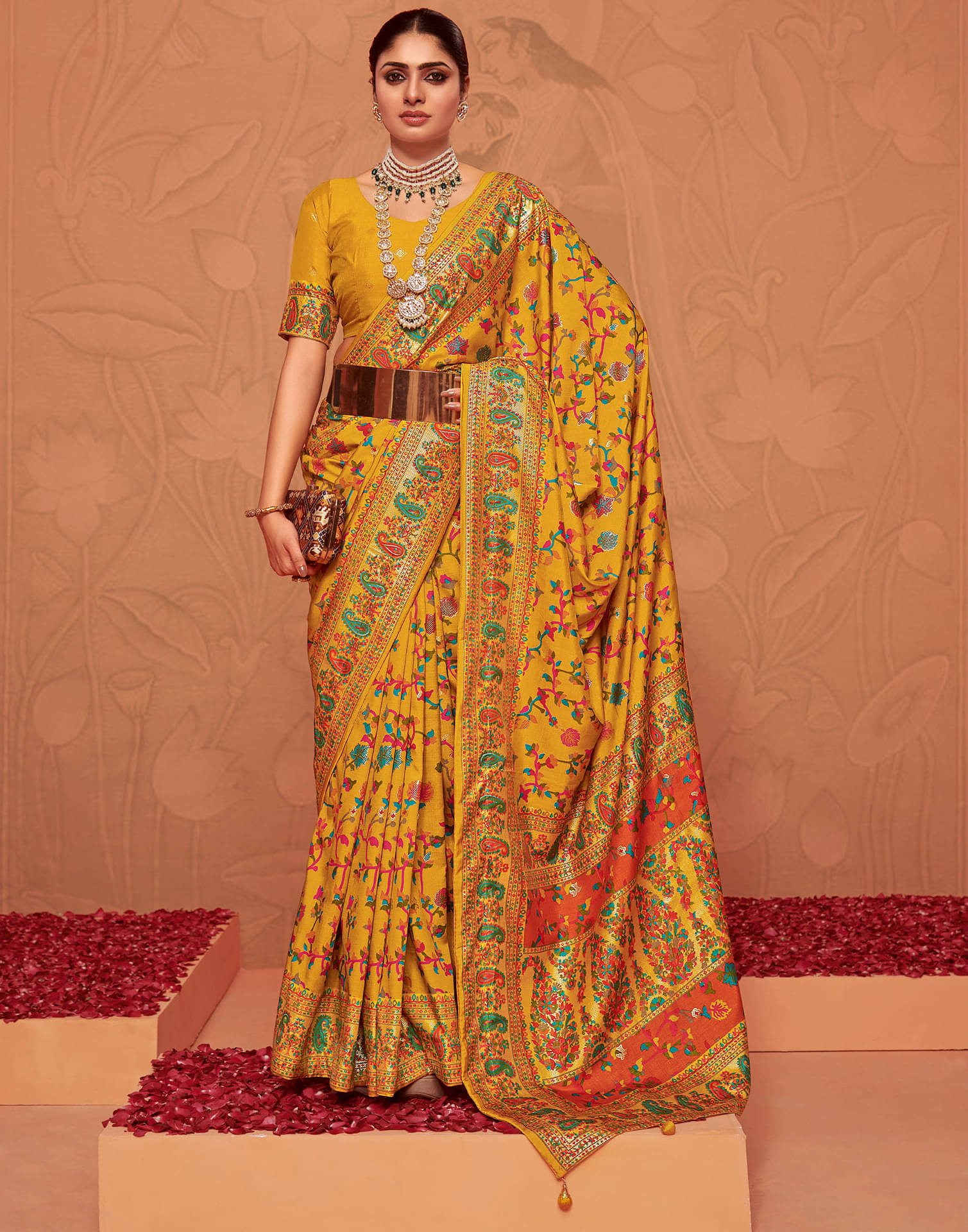     			Satrani Silk Printed Saree With Unstitched Blouse Piece ( Yellow )