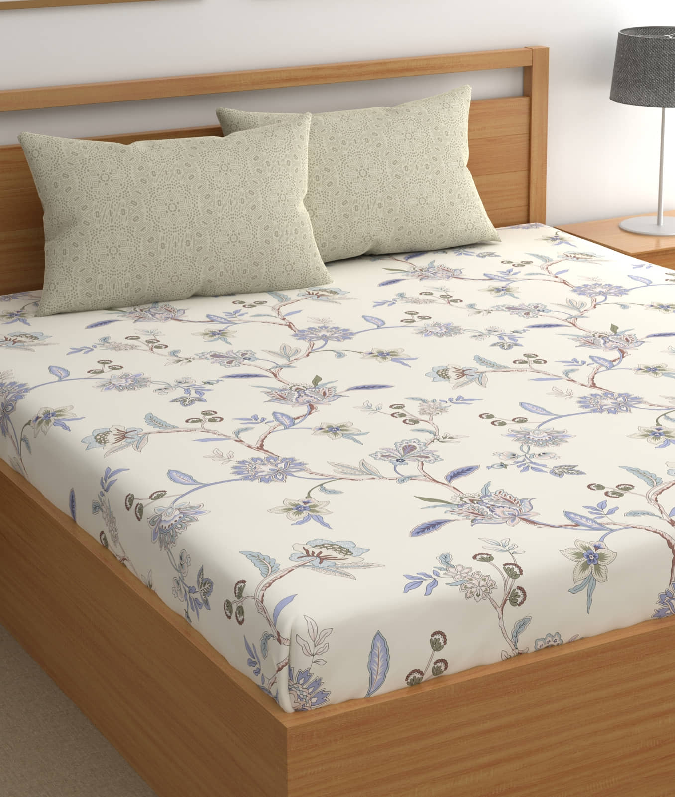 chhavi india Microfiber Floral 1 Double King Size Bedsheet with 2 Pillow Covers - Off White