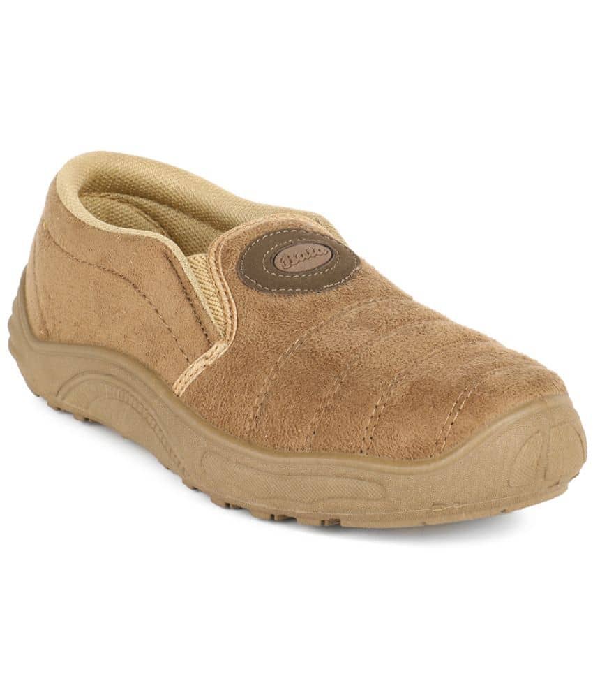 Bata Beige Men's Outdoor Shoes - Casual Shoes | Buy online on ZillyBuy