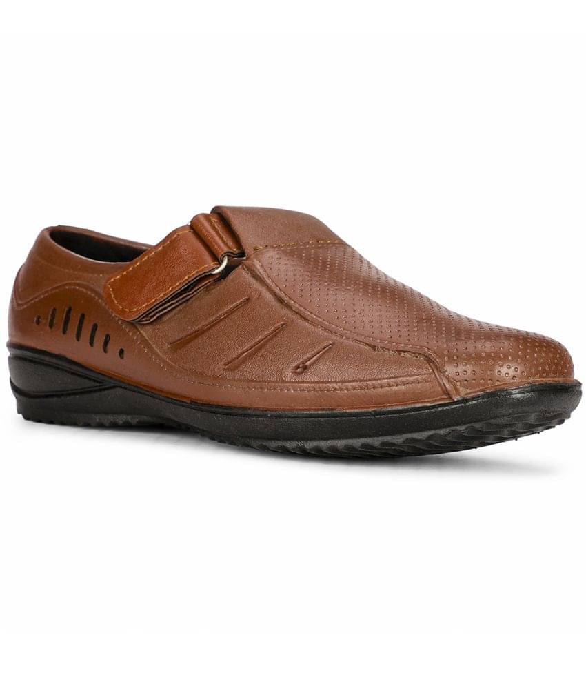 Bata - Brown Men's Sandals     			Bata - Brown Men's Sandals