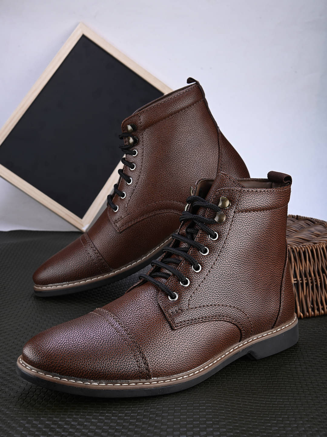     			Fashion Victim Brown Men's Casual Boots