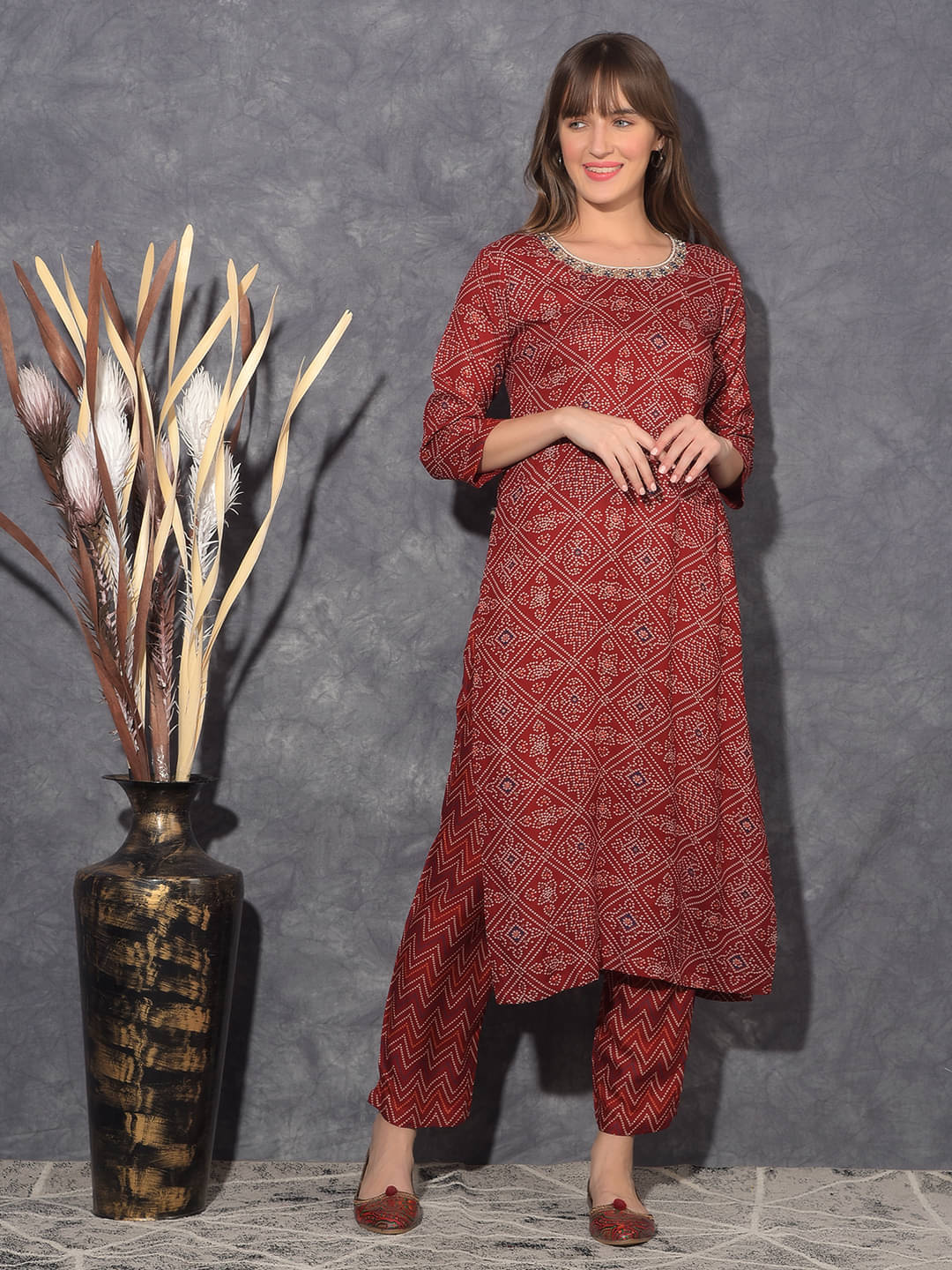 Mamoose Cotton Blend Printed Kurti With Pants Women's Stitched Salwar Suit - Red ( Pack of 1 ) Mamoose Cotton Blend Printed Kurti With Pants Women's Stitched Salwar Suit - Red ( Pack of 1 )