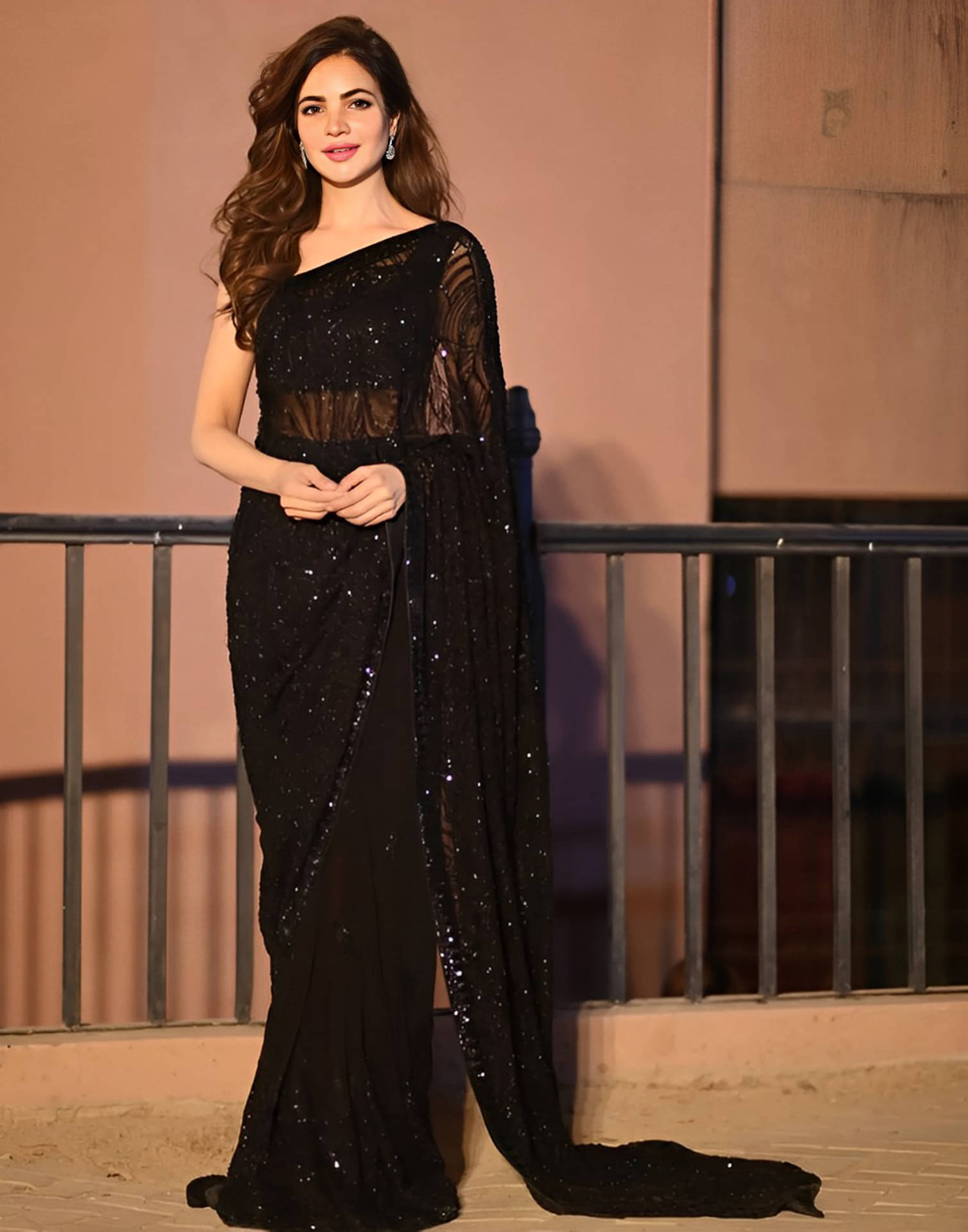     			Samah Georgette Embroidered Saree With Unstitched Blouse Piece ( Black )
