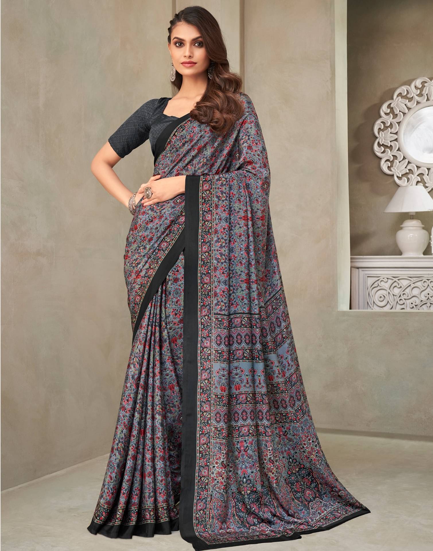     			Satrani Crepe Printed Saree With Unstitched Blouse Piece ( Grey )