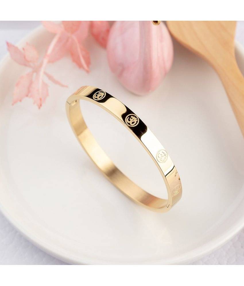     			FASHION FRILL Gold Bracelet ( Pack of 1 )