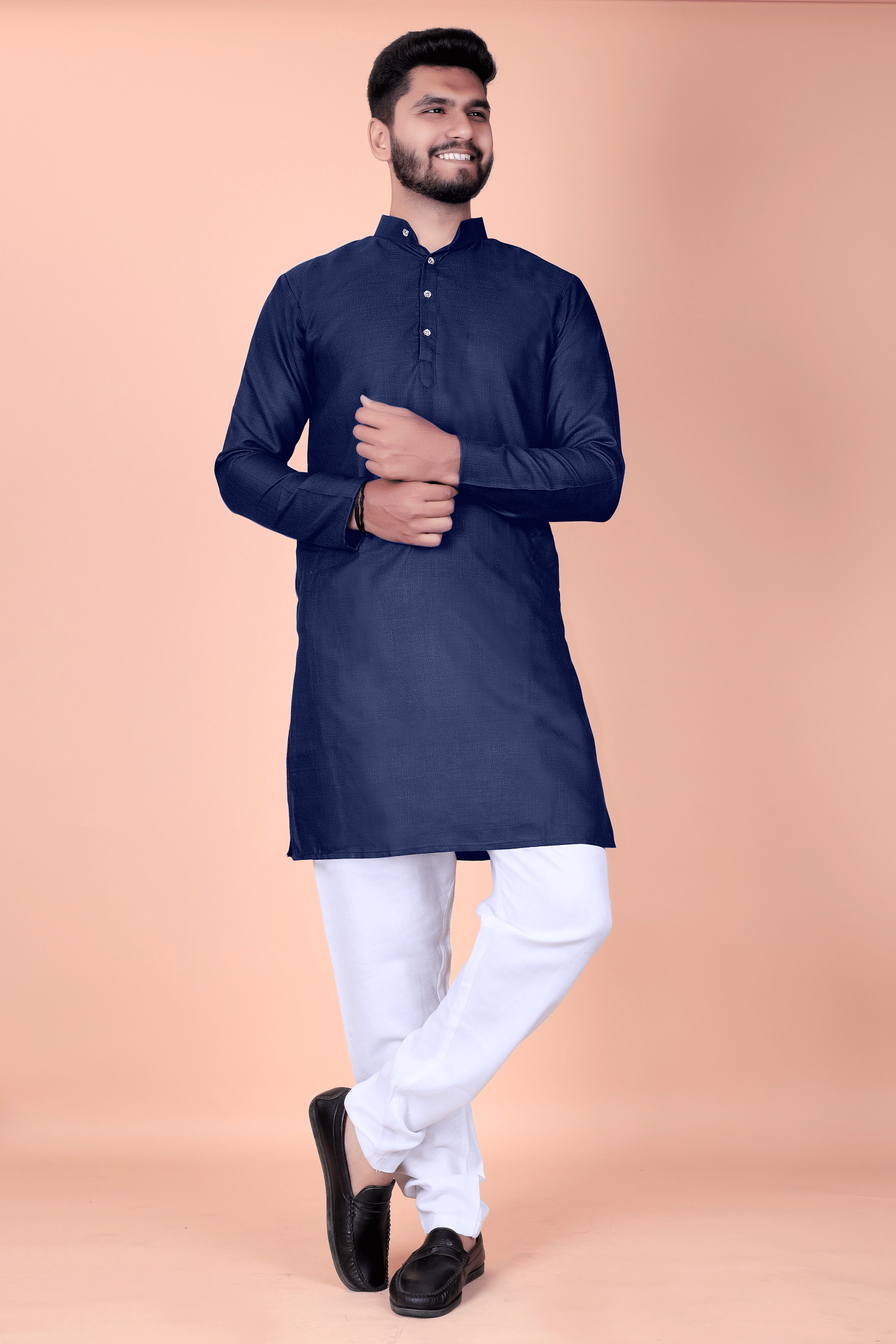 Reyansh4u Navy Blue Cotton Blend Men's Regular Kurta ( Pack of 1 ) Reyansh4u Navy Blue Cotton Blend Men's Regular Kurta ( Pack of 1 )