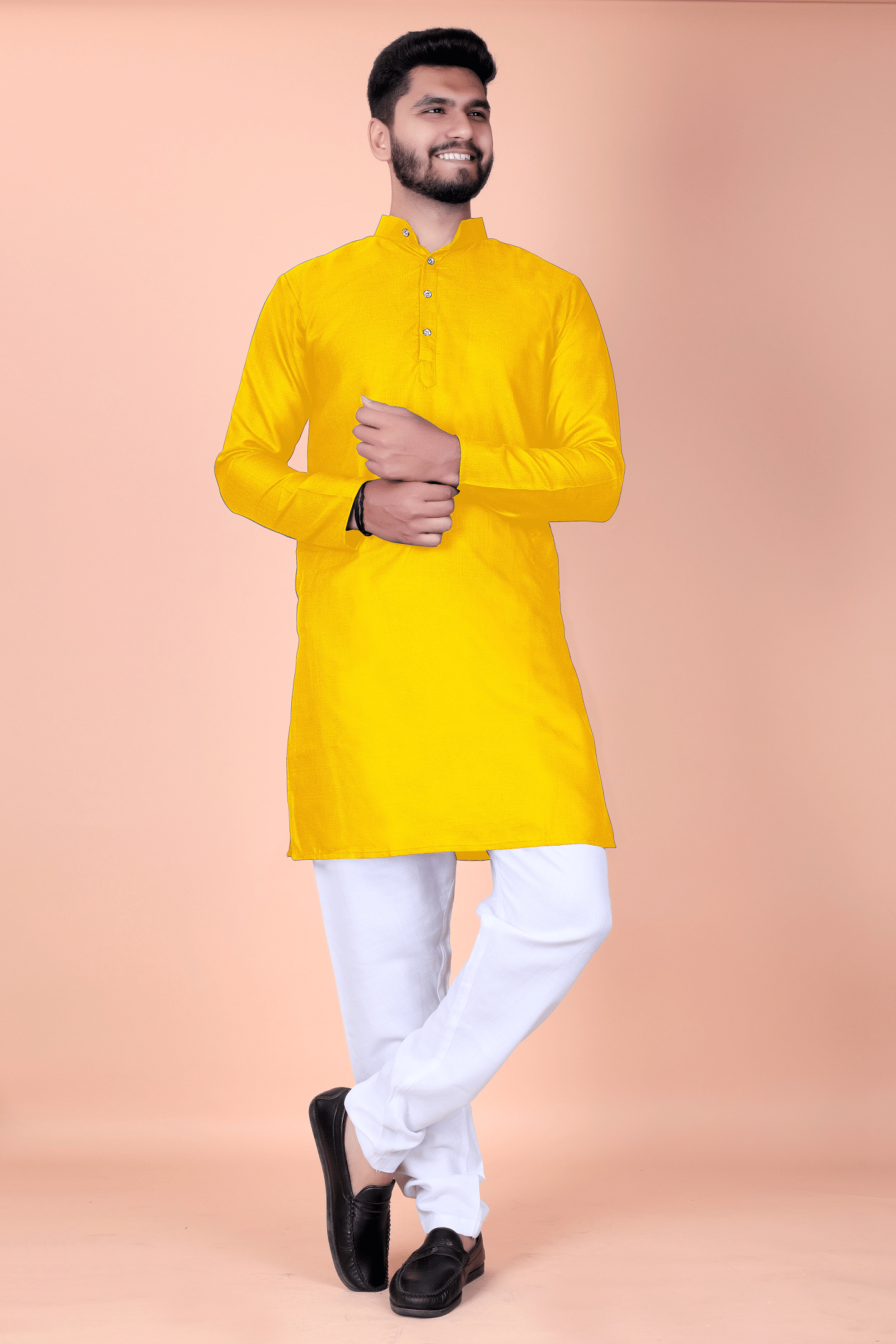     			Reyansh4u Yellow Cotton Blend Men's Regular Kurta ( Pack of 1 )