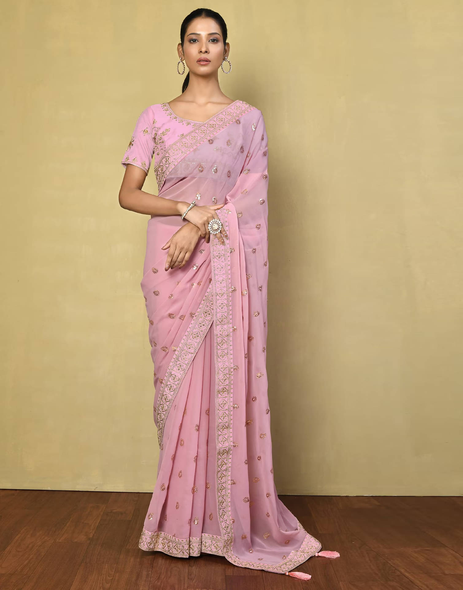     			Samah Georgette Embellished Saree With Unstitched Blouse Piece ( Pink )
