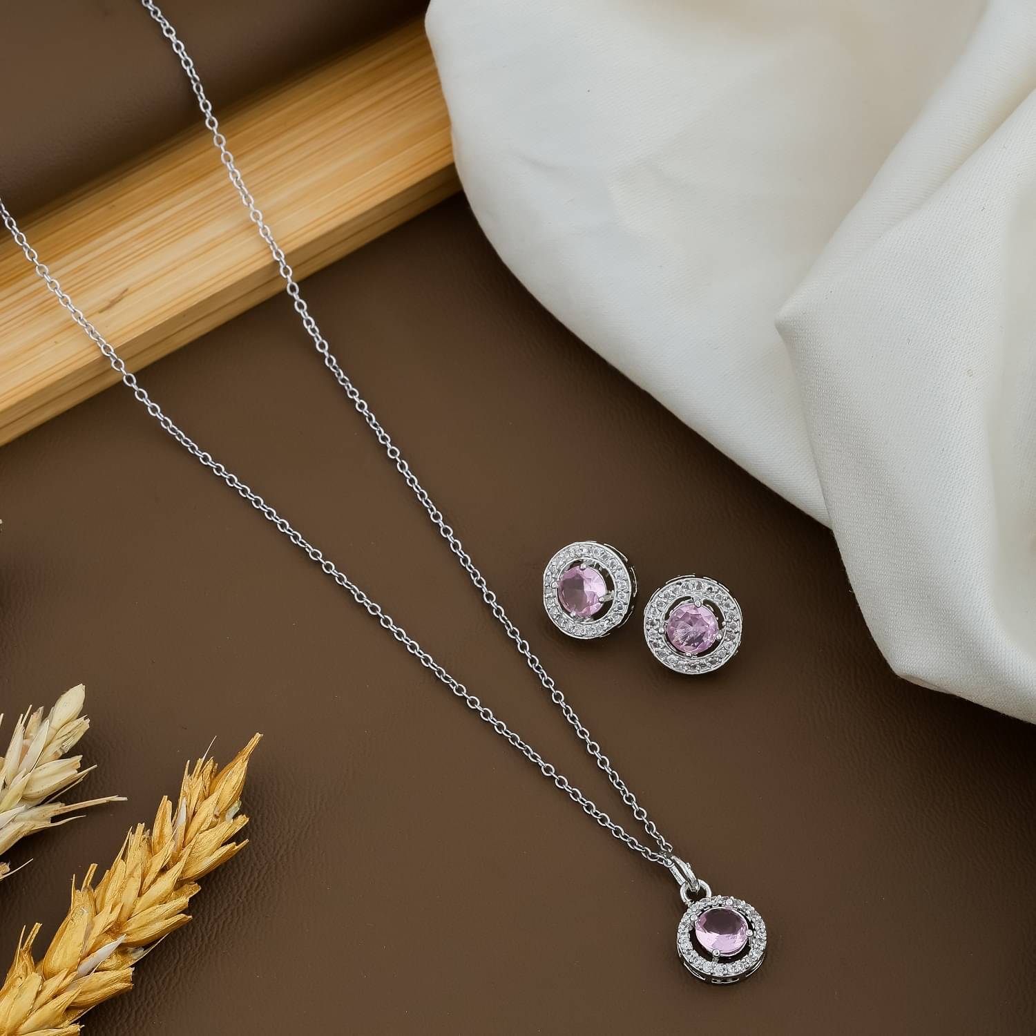 MGSV Silver Pendant set ( Pack of 1 ) MGSV Silver Pendant set ( Pack of 1 )