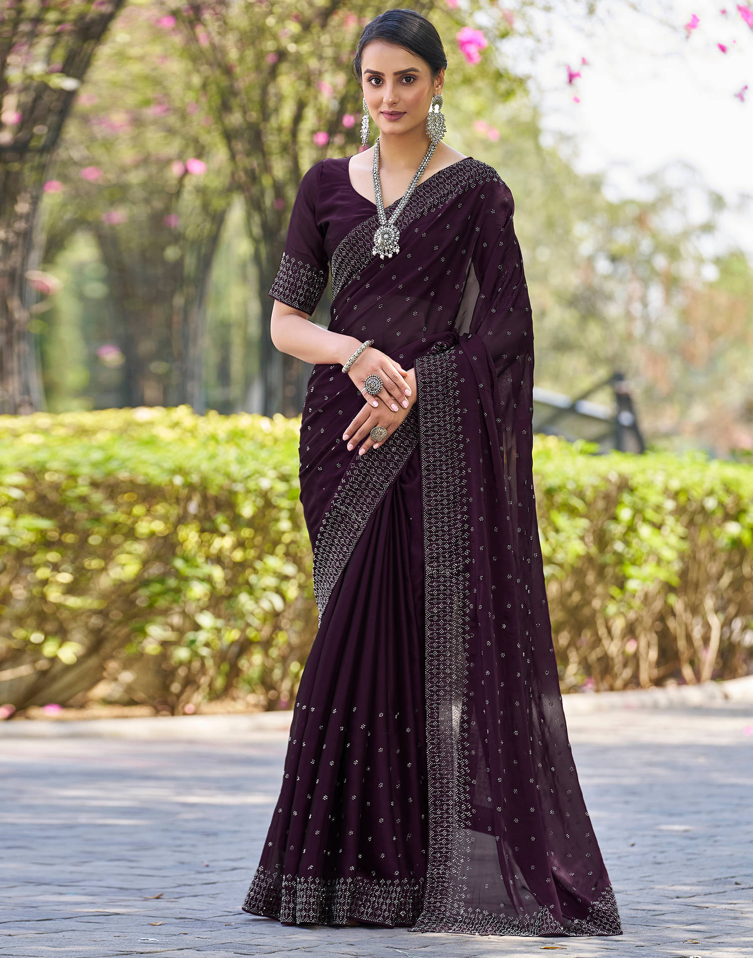 Samah Georgette Embellished Saree With Unstitched Blouse Piece ( Purple ) Samah Georgette Embellished Saree With Unstitched Blouse Piece ( Purple )