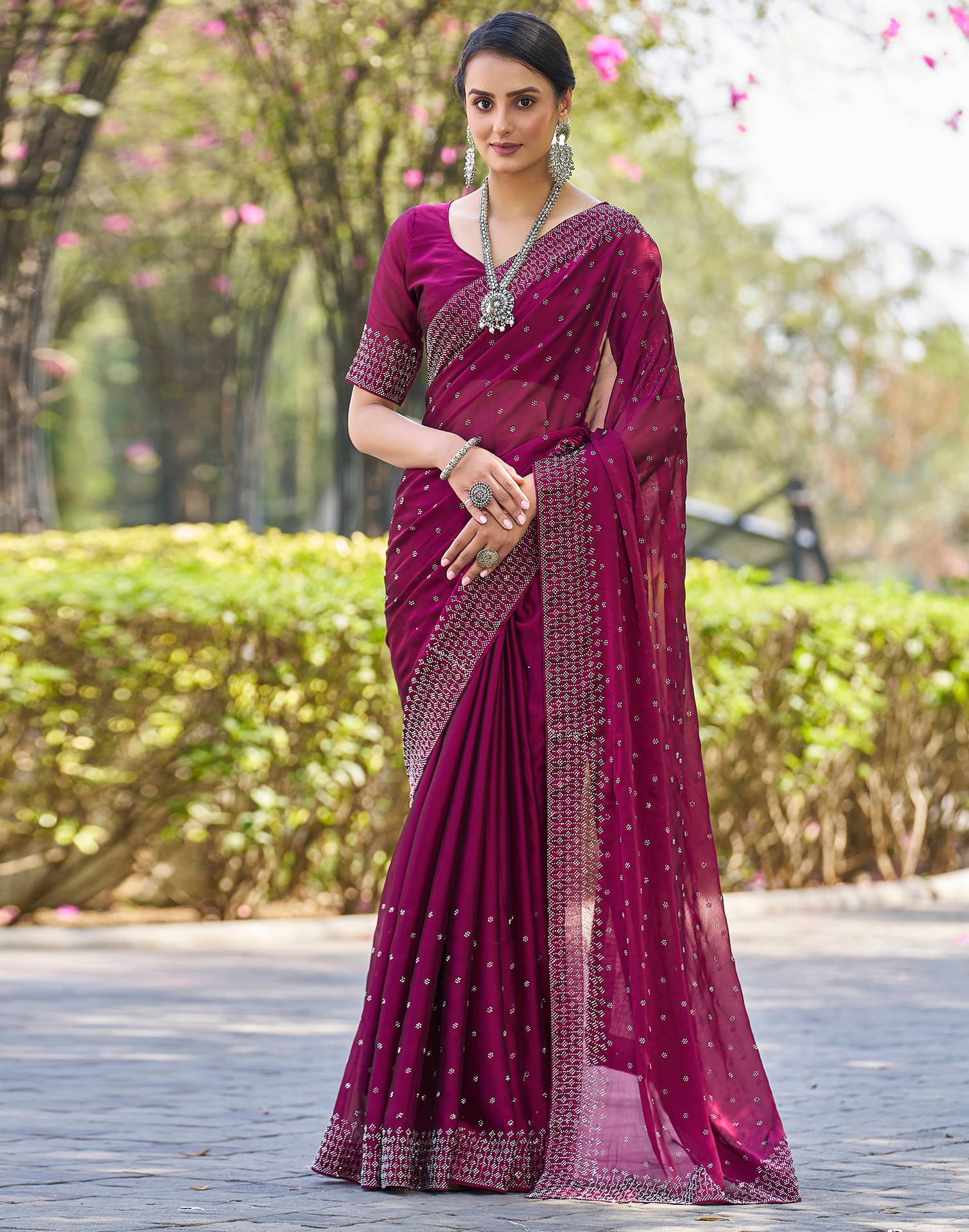 Samah Georgette Embellished Saree With Unstitched Blouse Piece ( Pink ) Samah Georgette Embellished Saree With Unstitched Blouse Piece ( Pink )