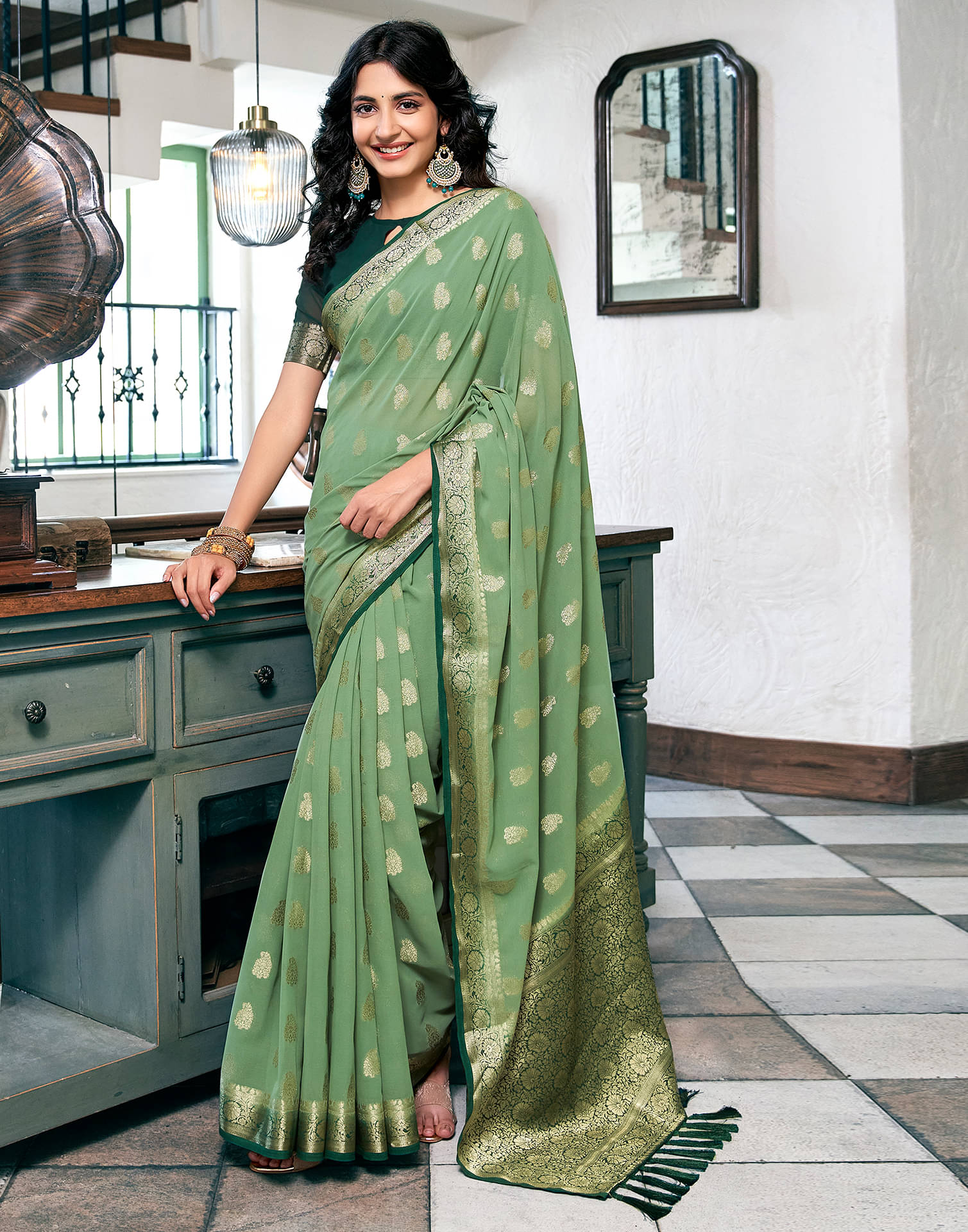     			Samah Georgette Woven Saree With Unstitched Blouse Piece ( Mint Green )